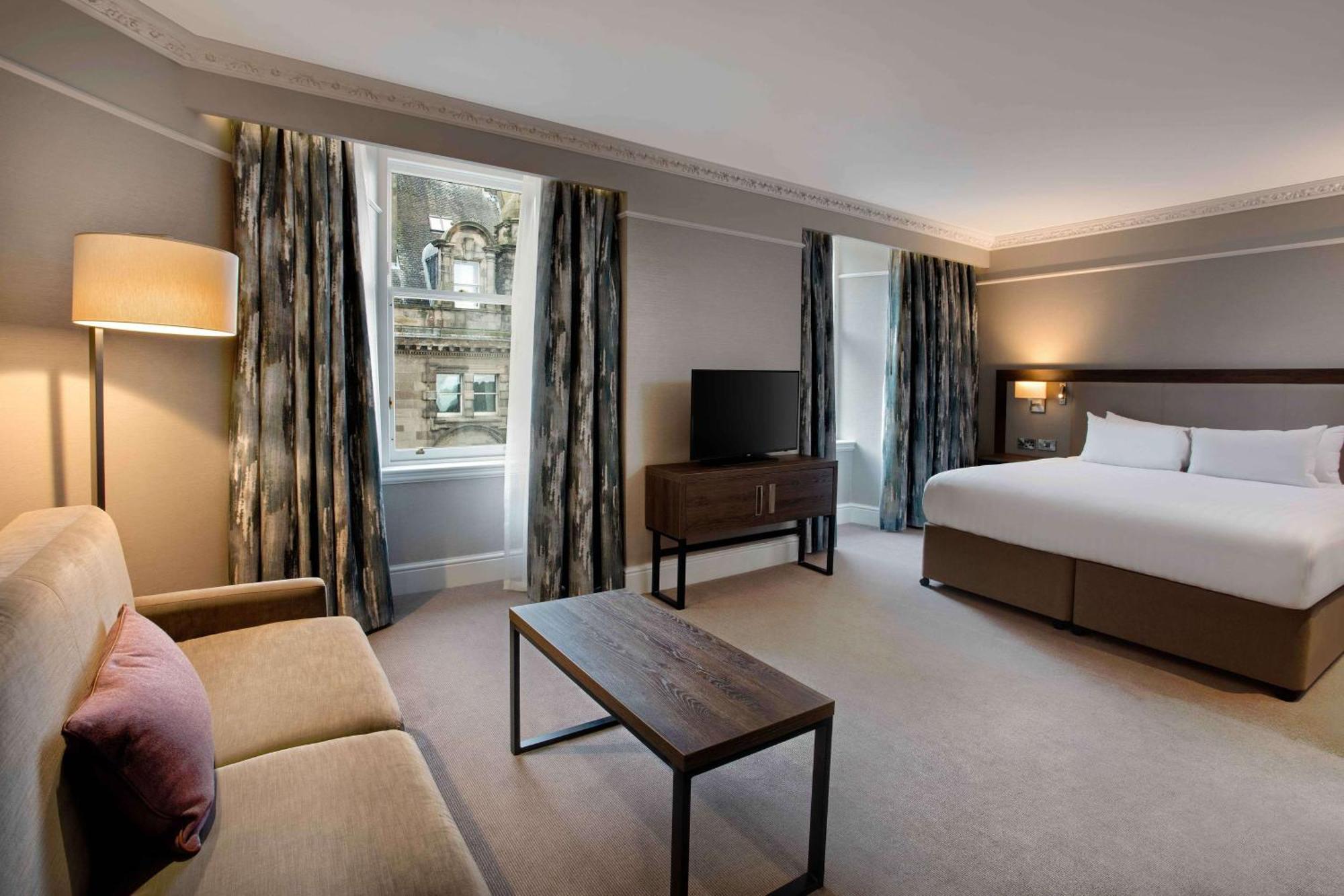 Executive King Room,1516446004:JPEG