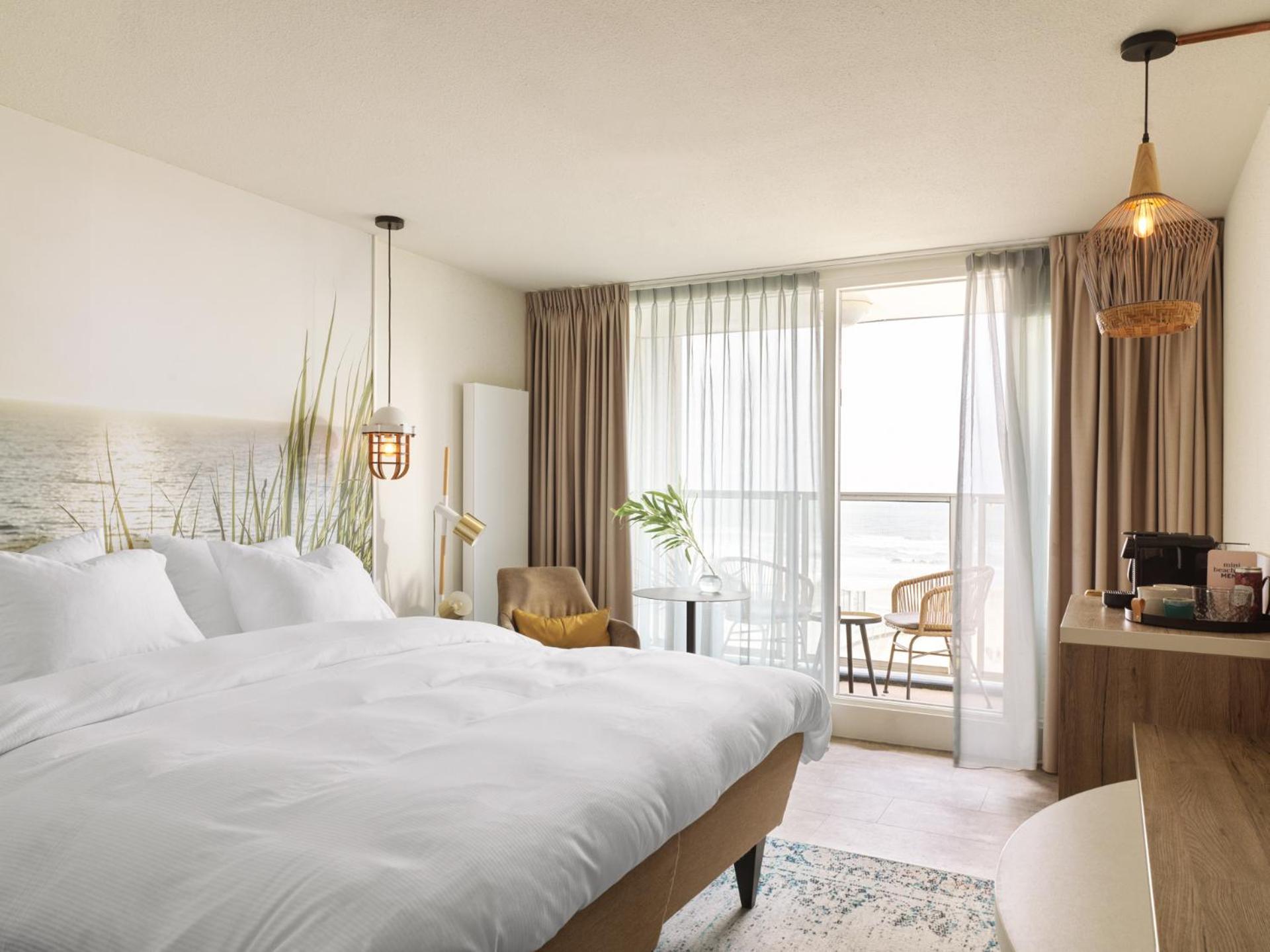 Double Room with Balcony,1516460833:JPEG