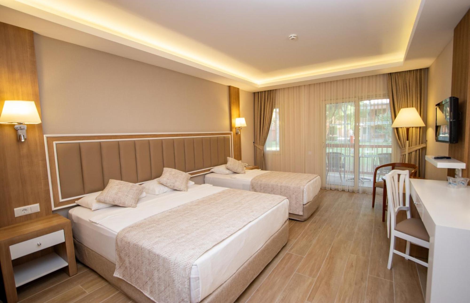 Superior Double Room,1531542865:JPEG