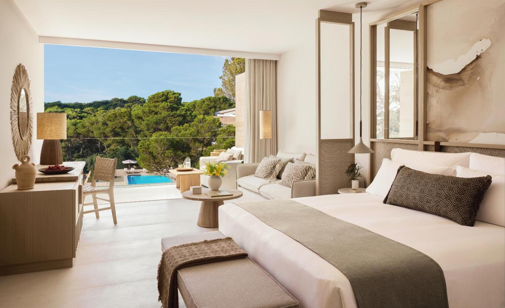 Junior Suite with Pool View,1766742854:JPEG
