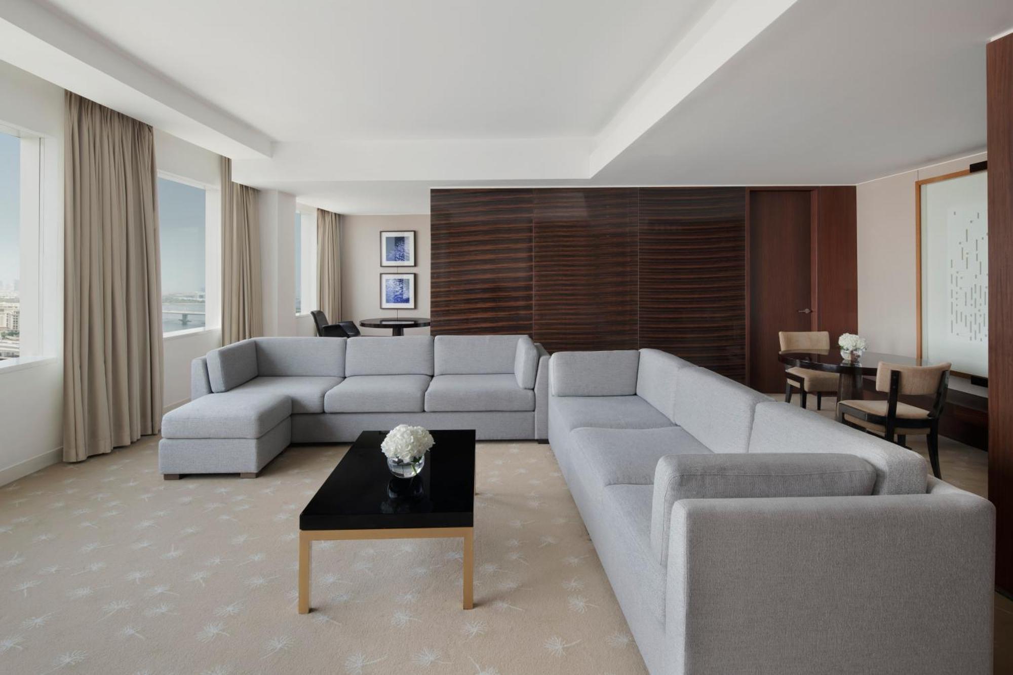 Two-Bedroom Suite - Club Lounge Access,1538256640:JPEG