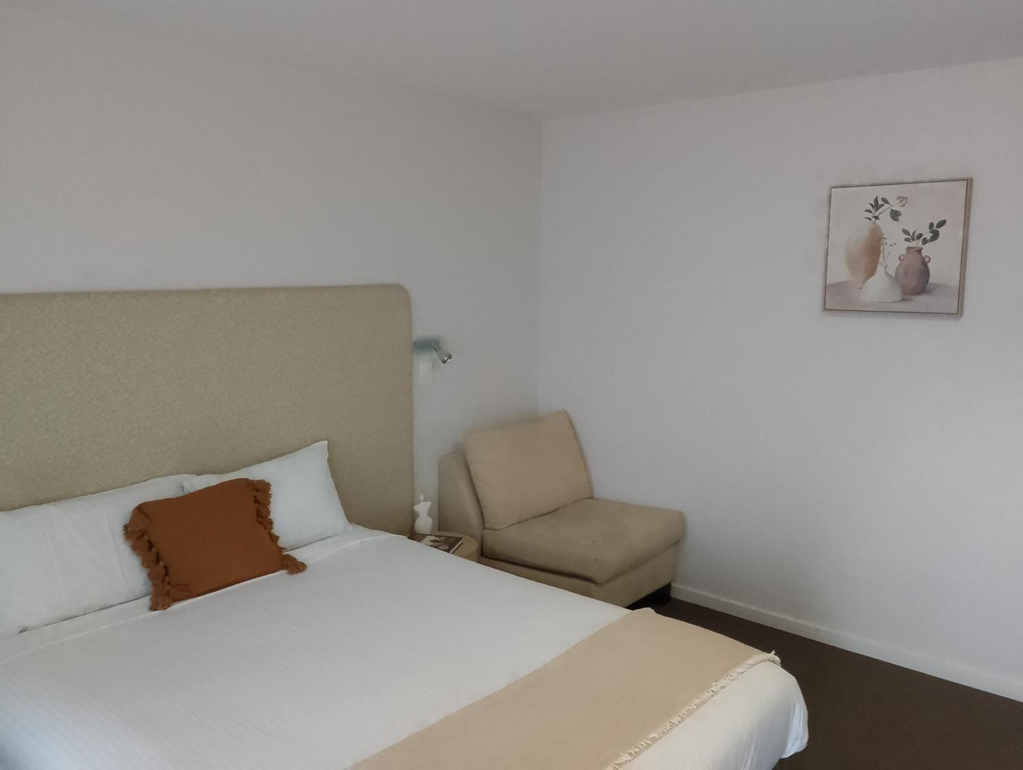 Deluxe Double Room,1539171019:JPEG