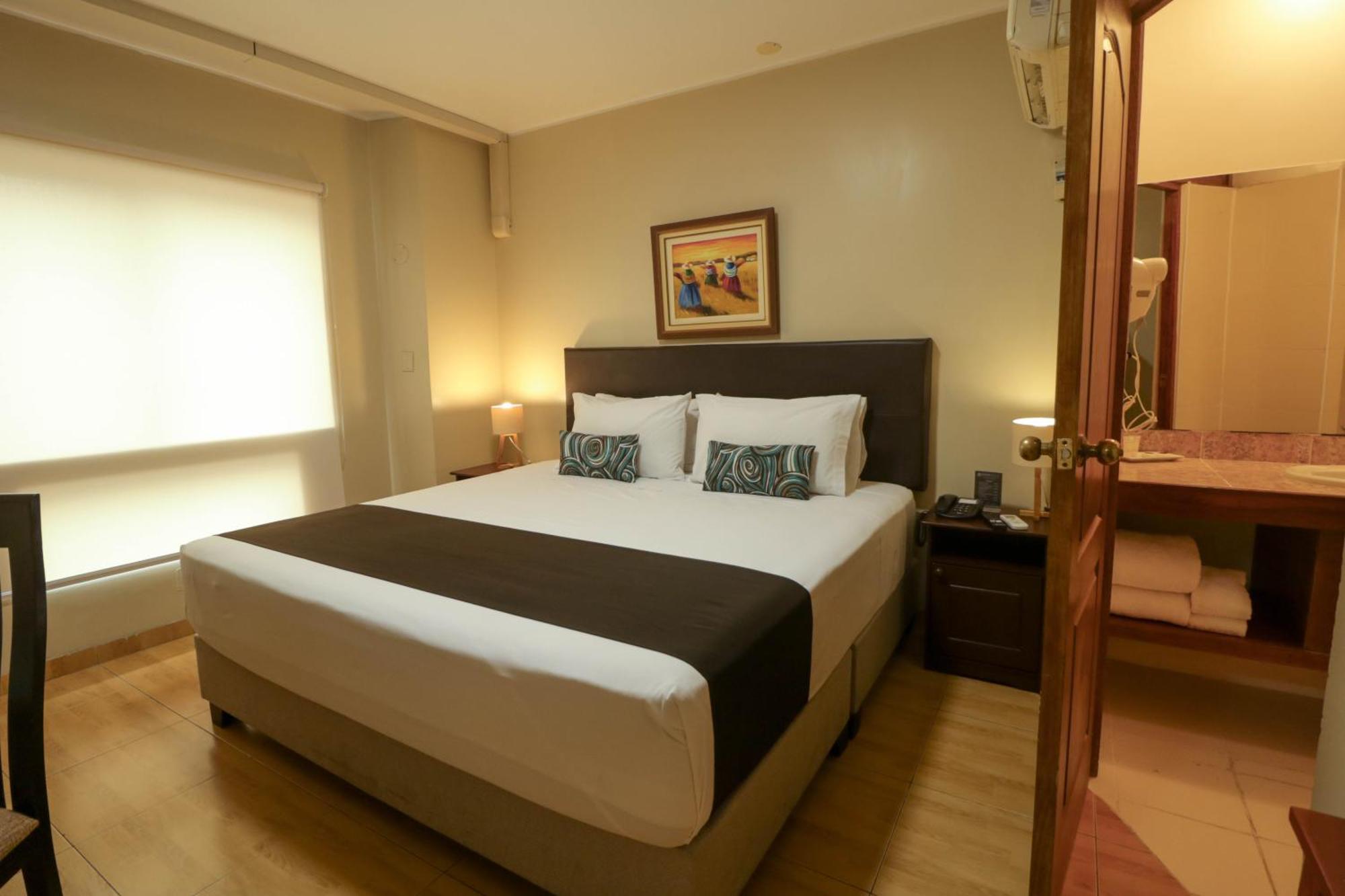 Junior Suite,1540131733:JPEG