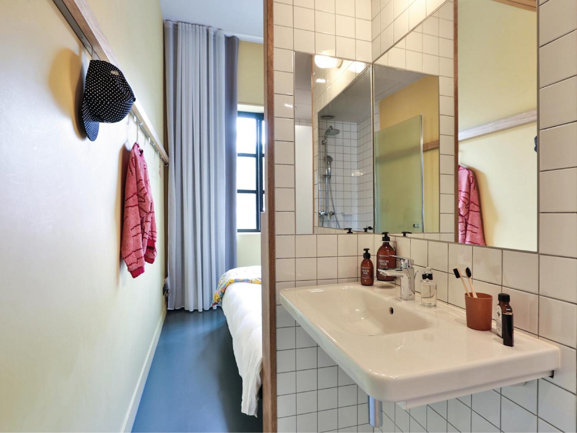 2 Adjacent Double Rooms,1544629279:JPEG