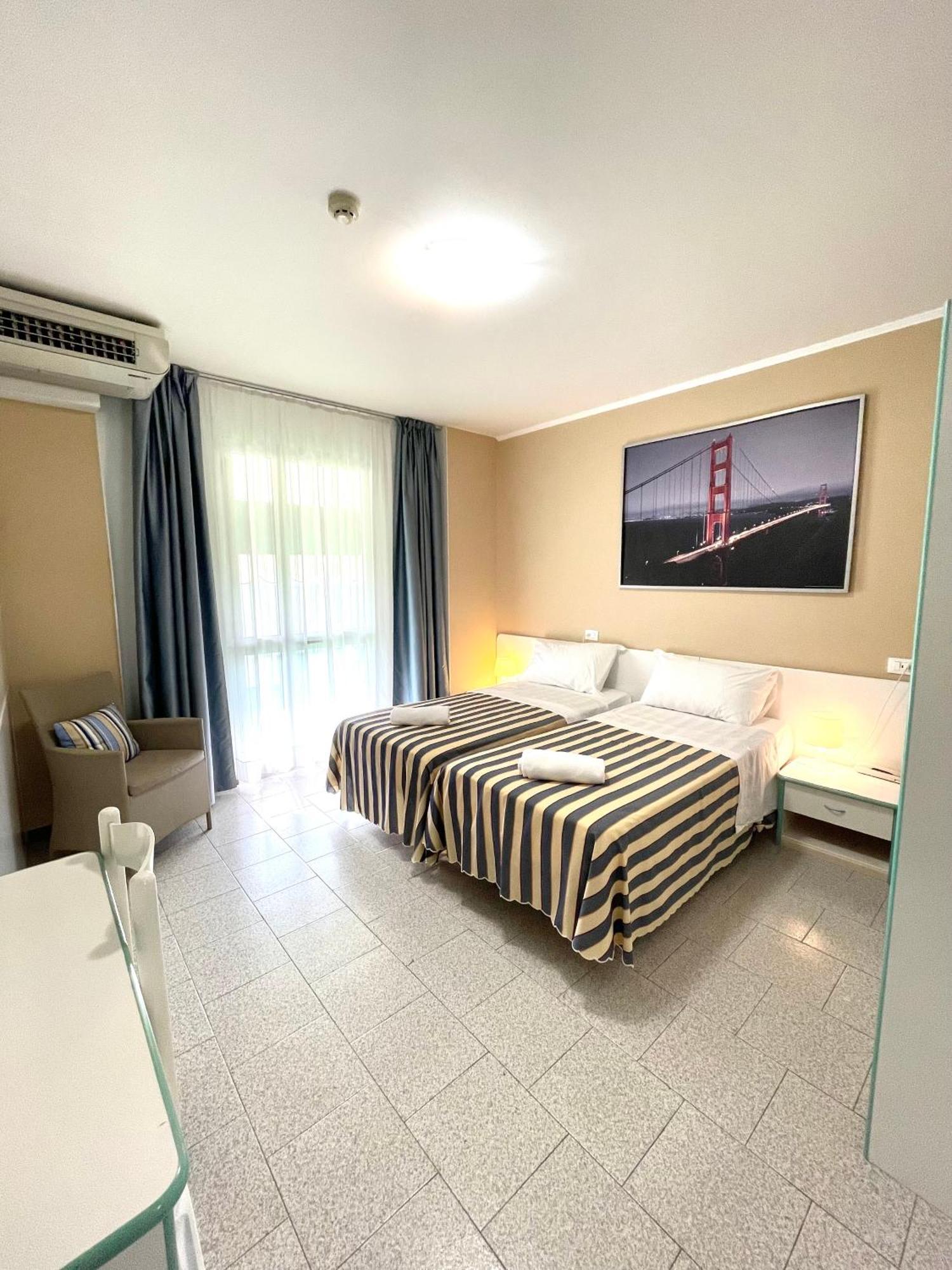 Double or Twin Room,1591236392:JPEG