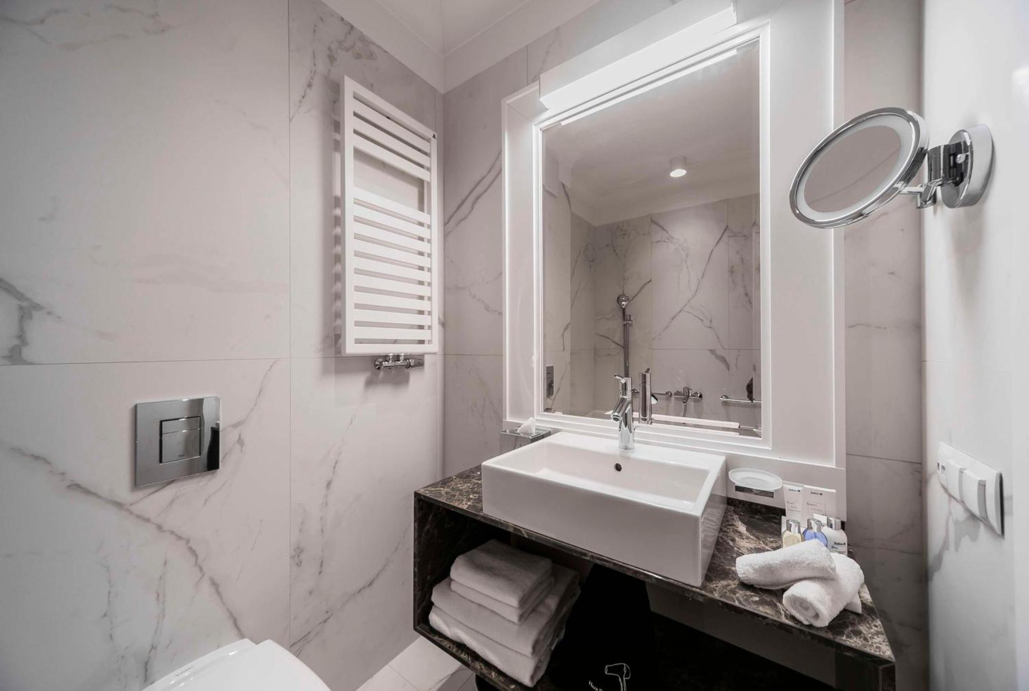 Premium Suite with Balcony,1544958055:JPEG