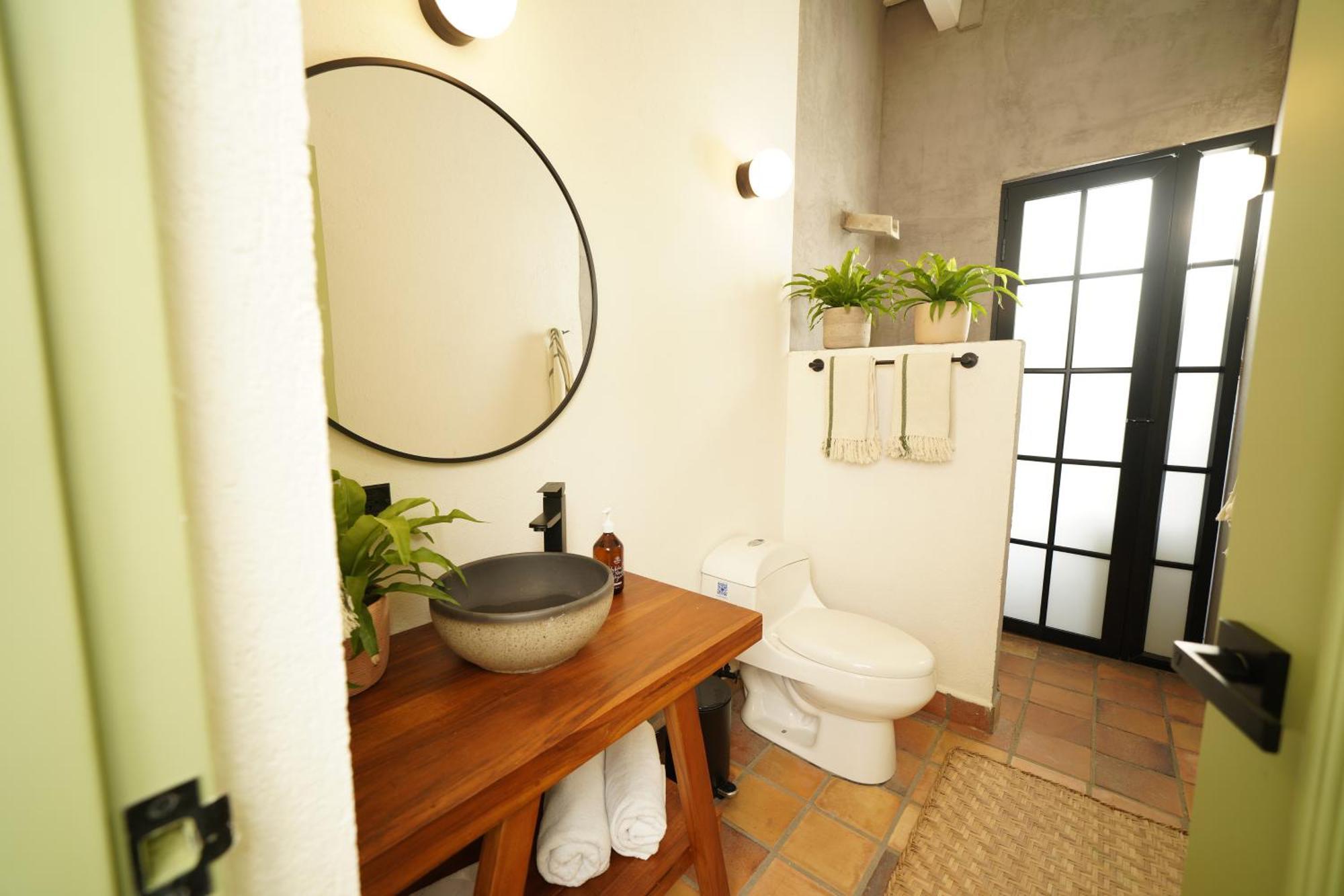 Deluxe Double Room with Bath,1550135716:JPEG