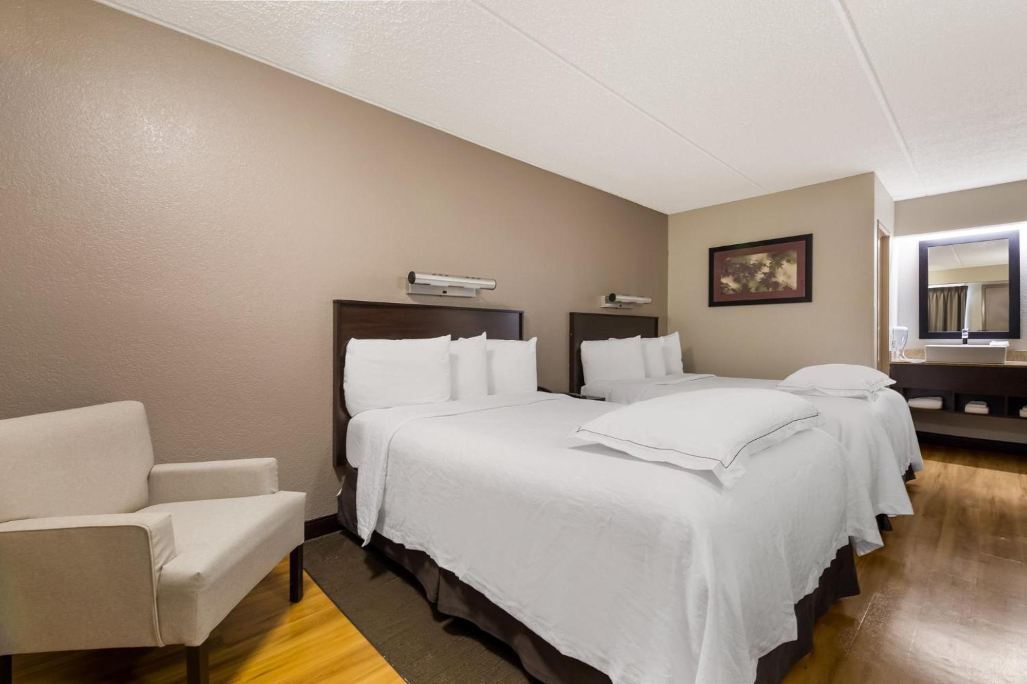 Premium Room Two Double Beds Smoke Upgraded Bedding & Snack,1705968774:JPEG