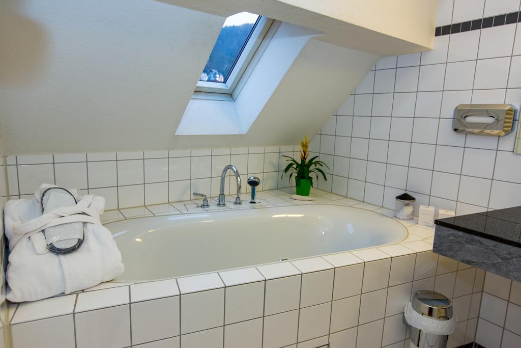 Suite Room,1219208743:JPEG