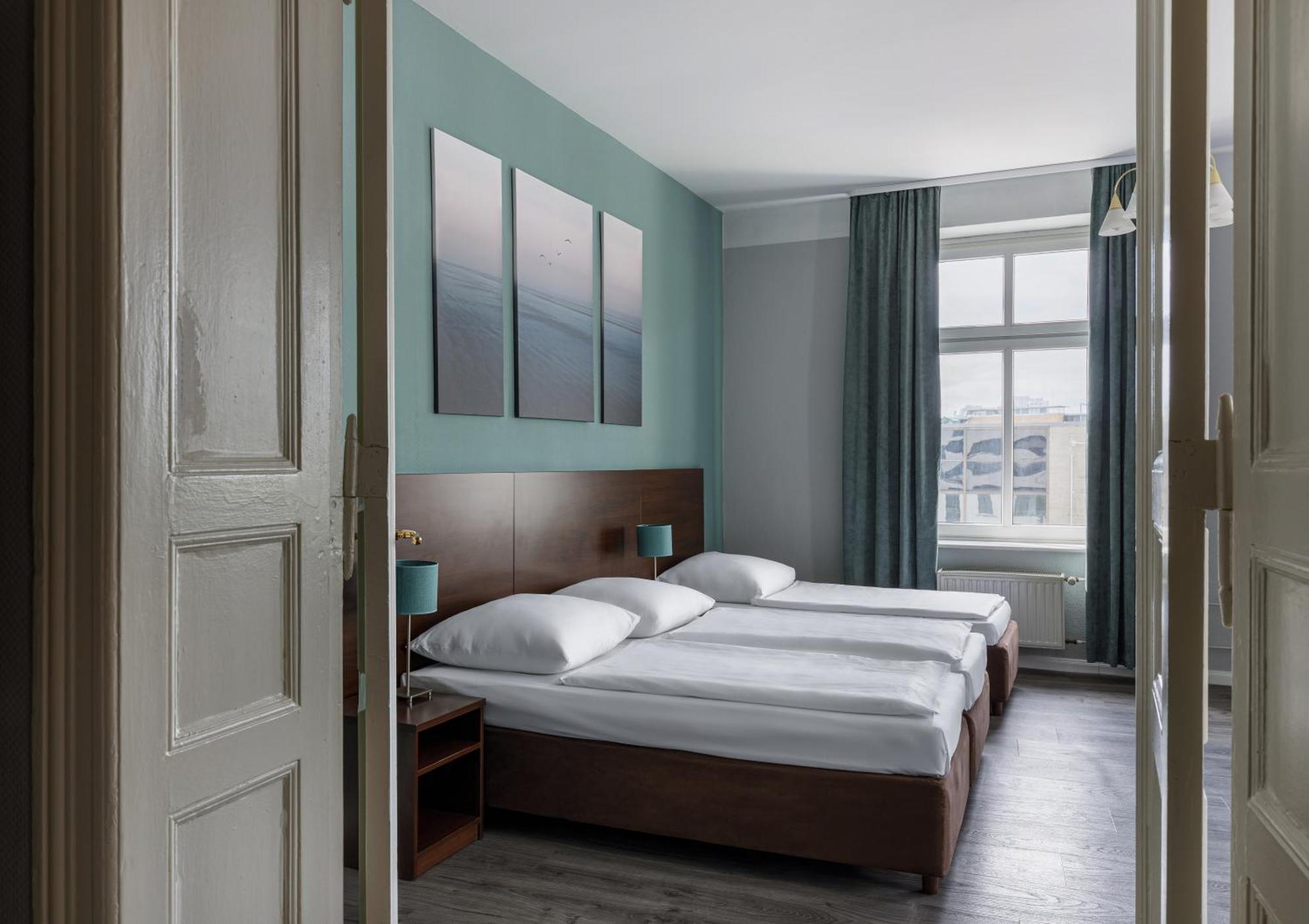 Double Room 4 guests Extra Bed,1555444648:JPEG