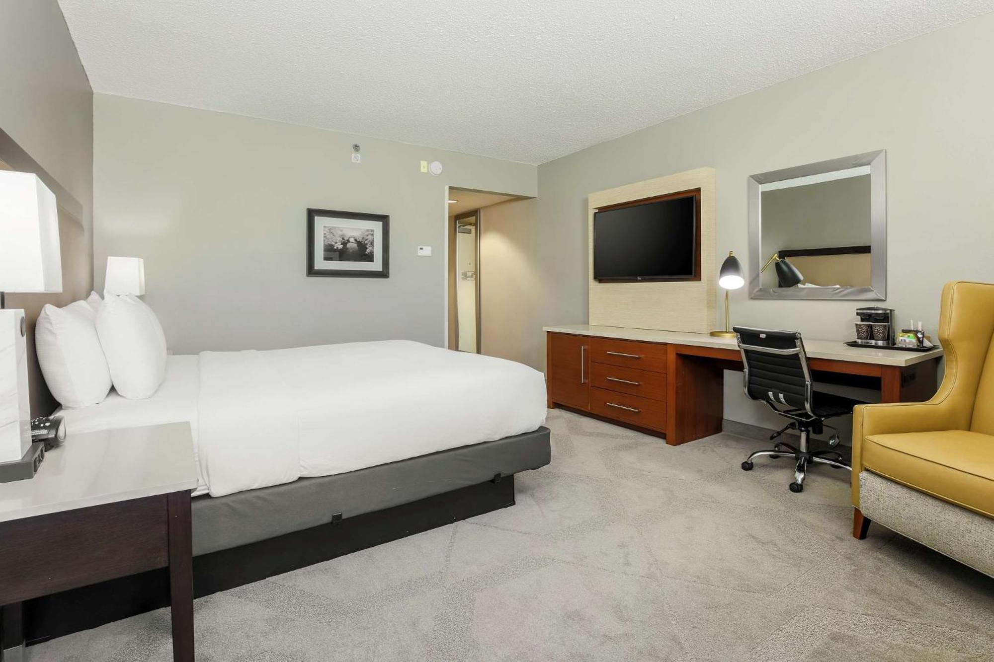 King Room - Non-Smoking
