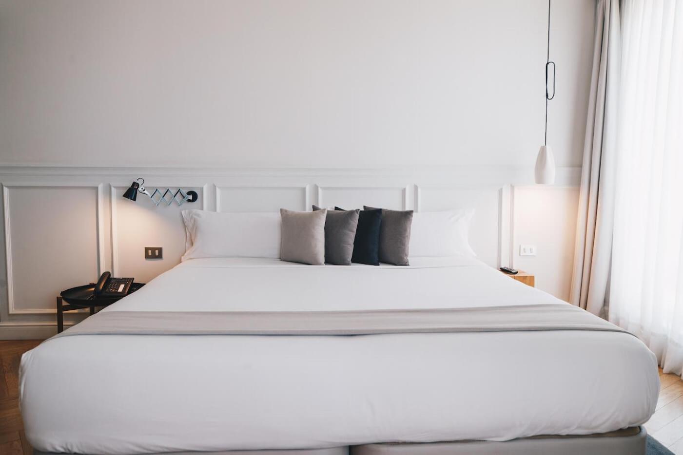 Premium Double Room sofa bed,1558572367:JPEG