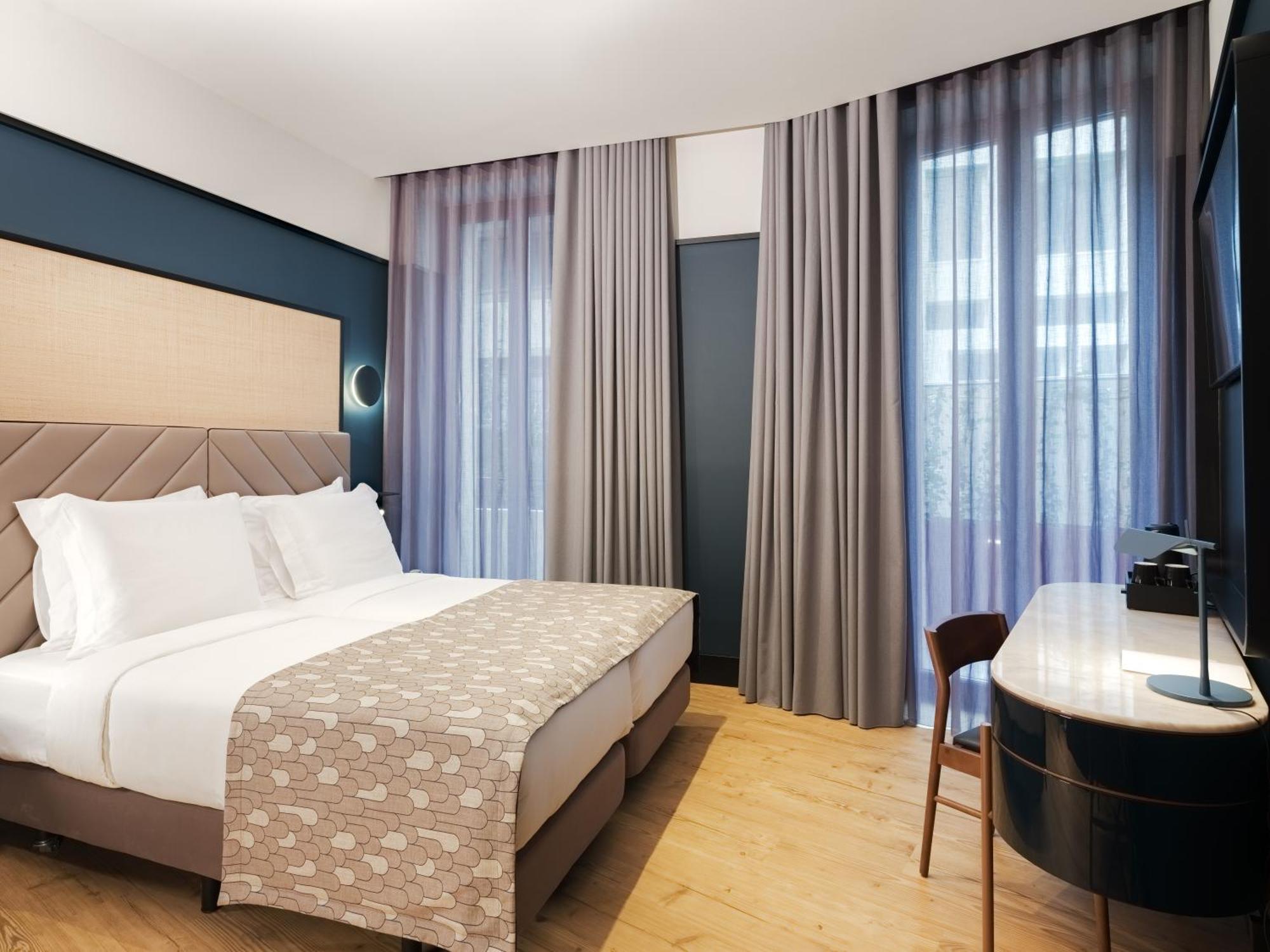 Twin Room,1505254579:JPEG