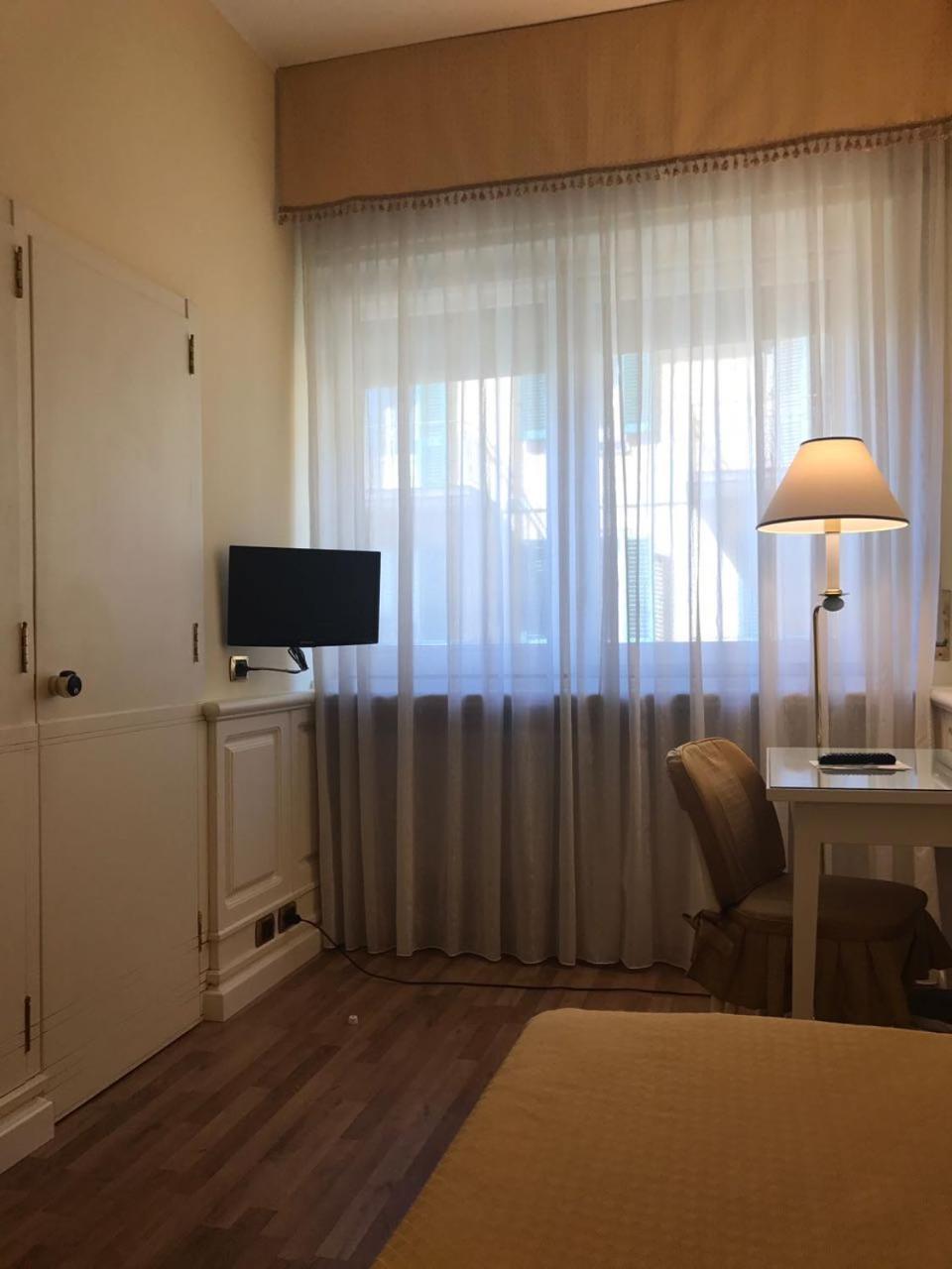 Single Room,1559605759:JPEG
