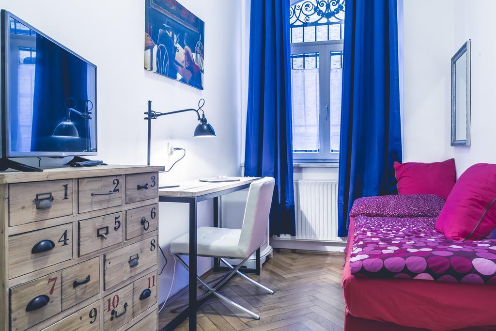 Standard Single Room,165364425:JPEG