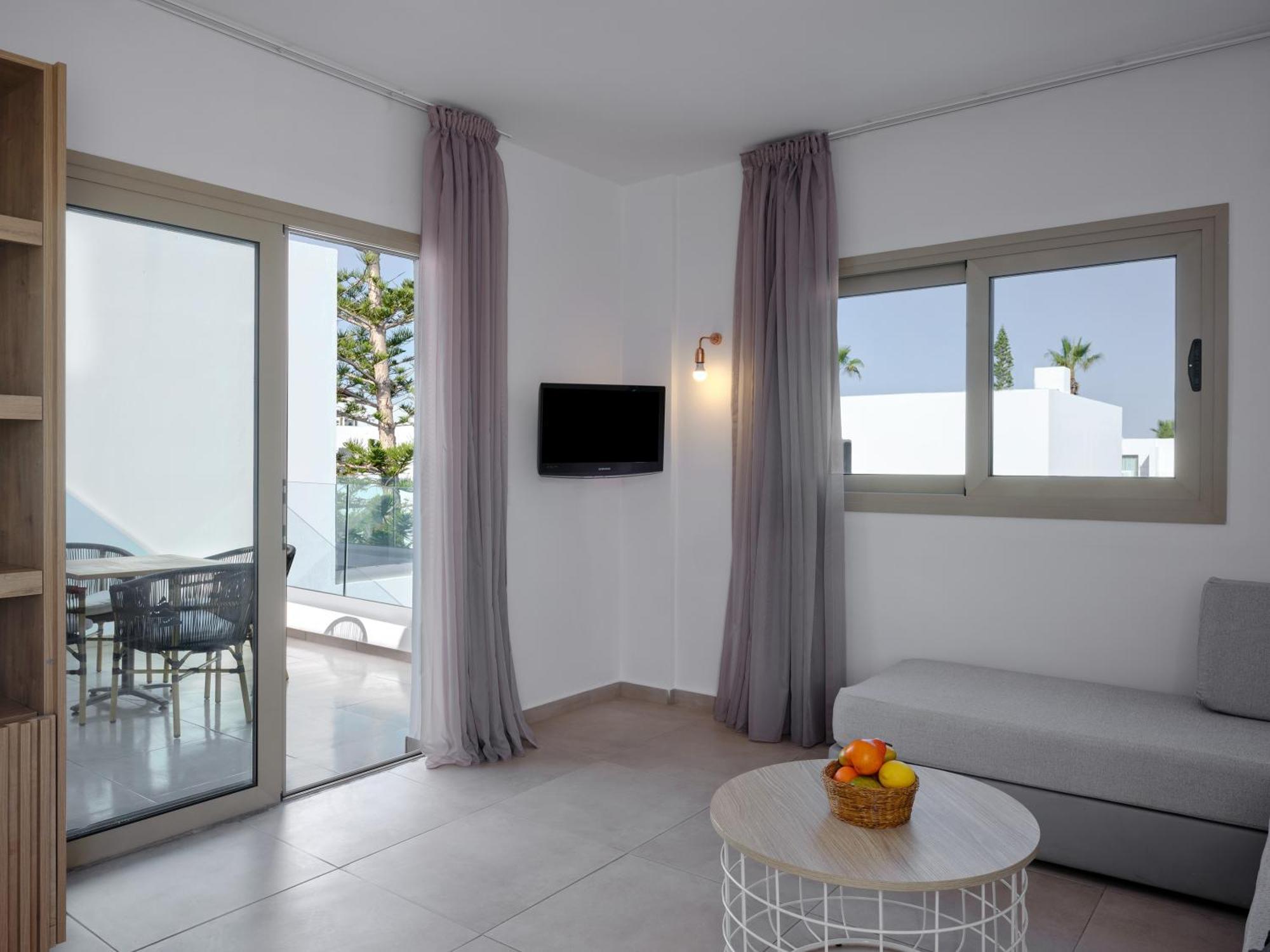 One-Bedroom Suite,1580333321:JPEG