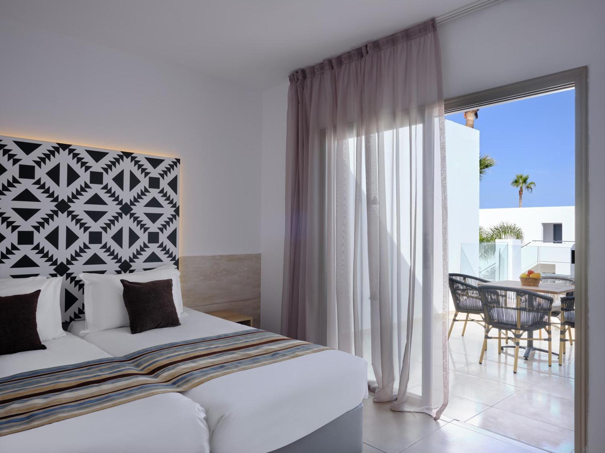 One-Bedroom Suite,1580333387:JPEG