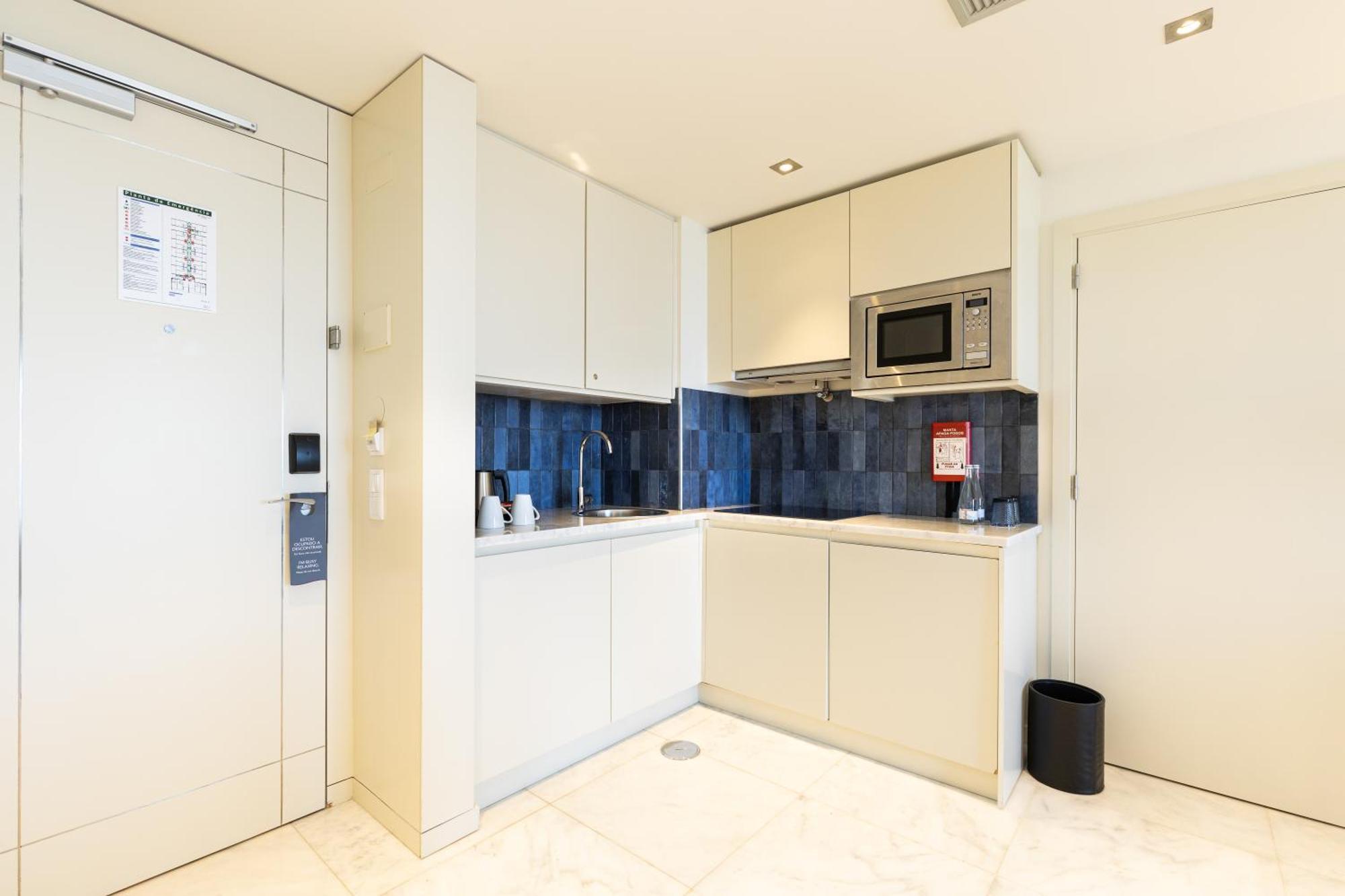 Two-Bedroom Suite,1593642544:JPEG
