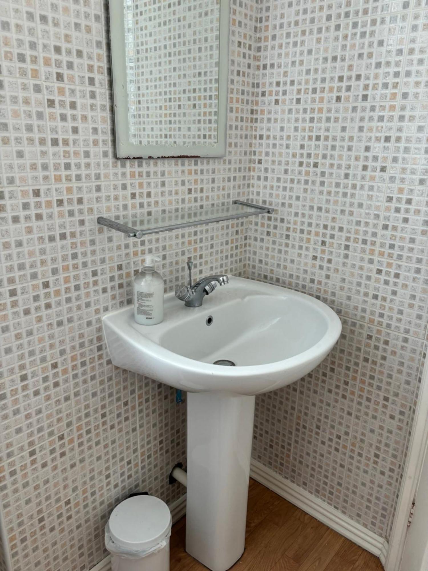 Deluxe Double Room with Shower