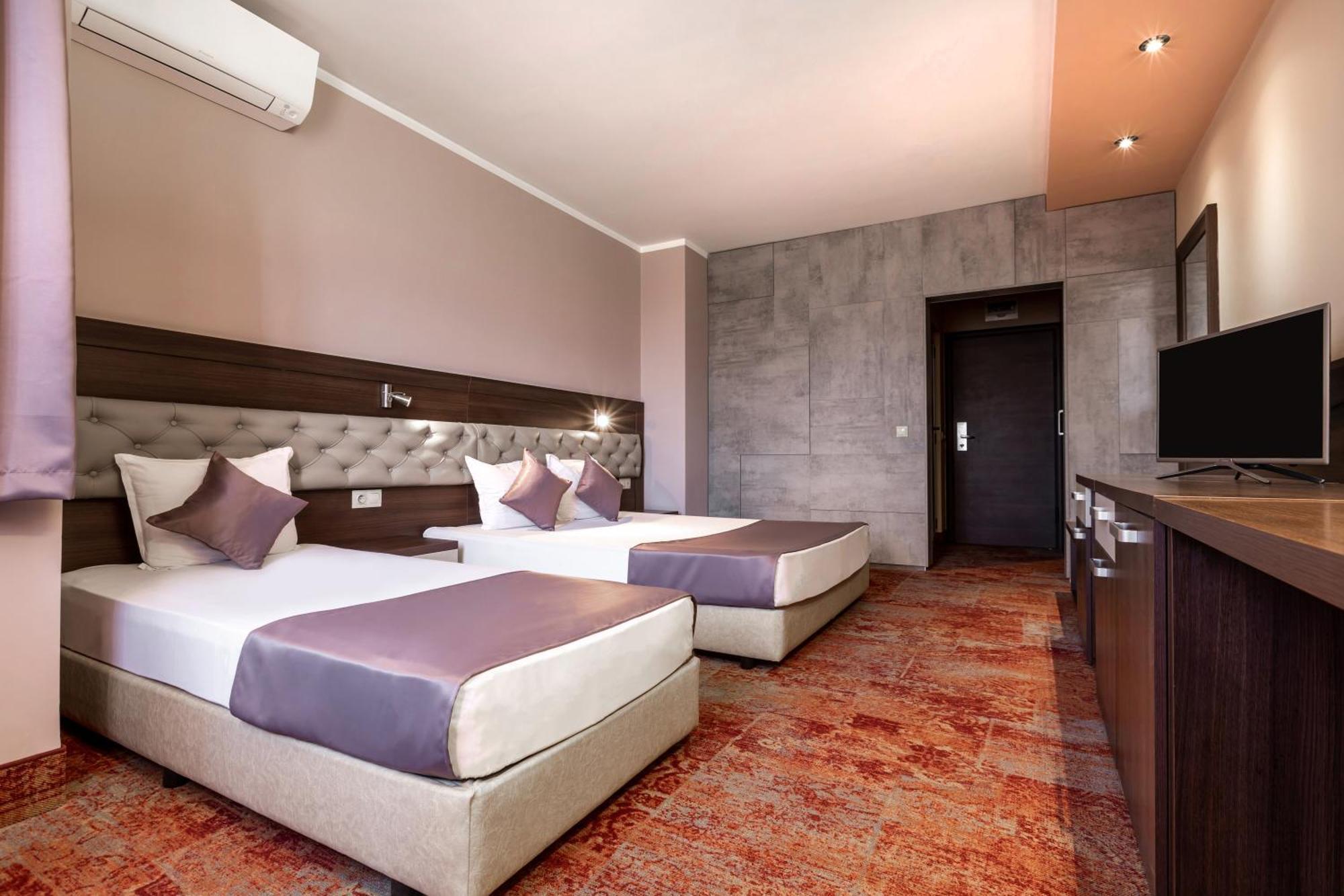 Standard Triple Room,1606548721:JPEG