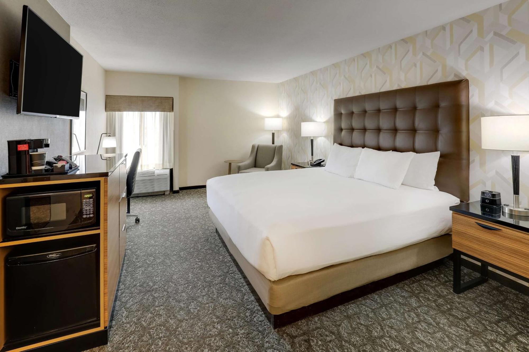 Superior King Room,1611113423:JPEG