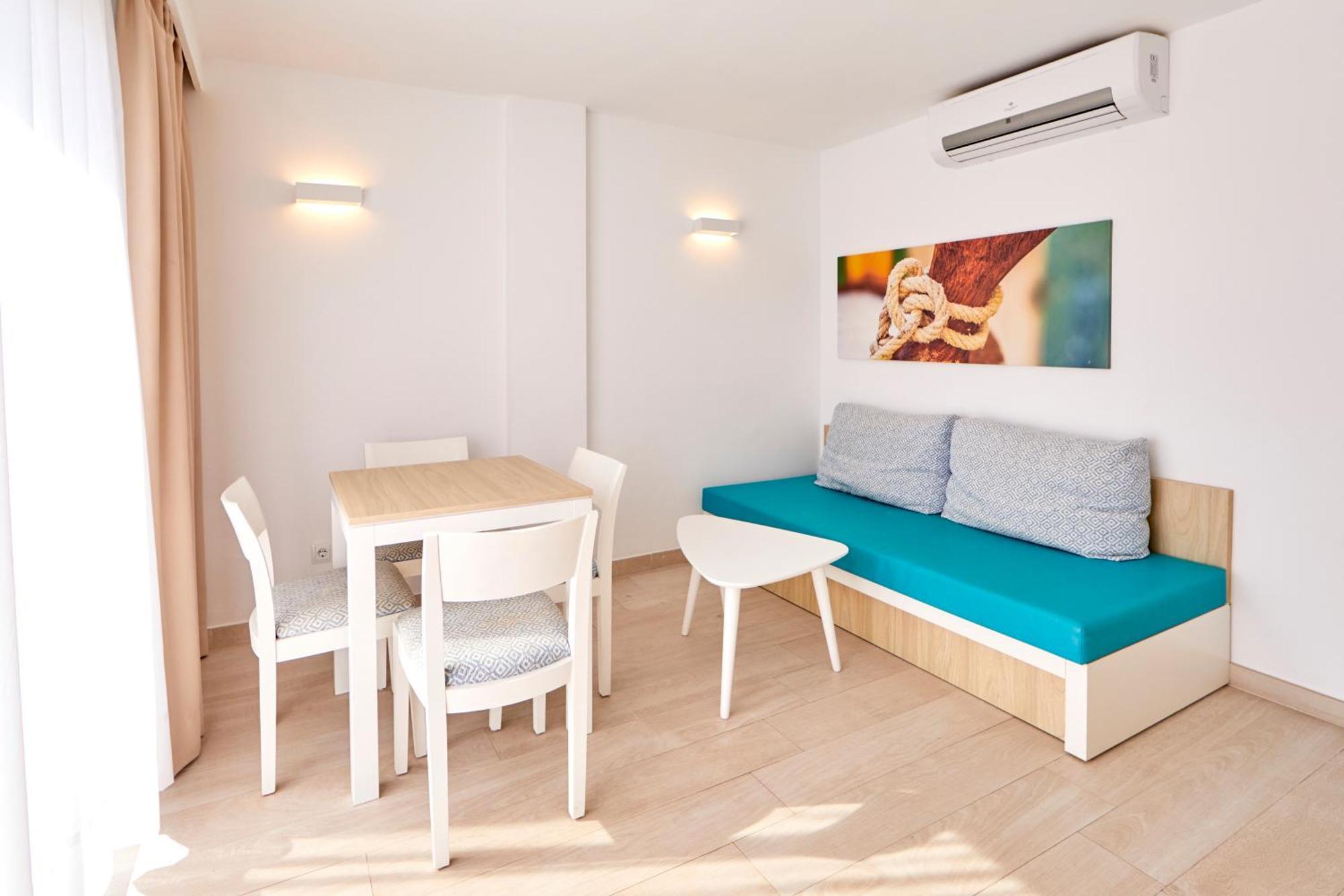 One-Bedroom Apartment Sea View Terrace