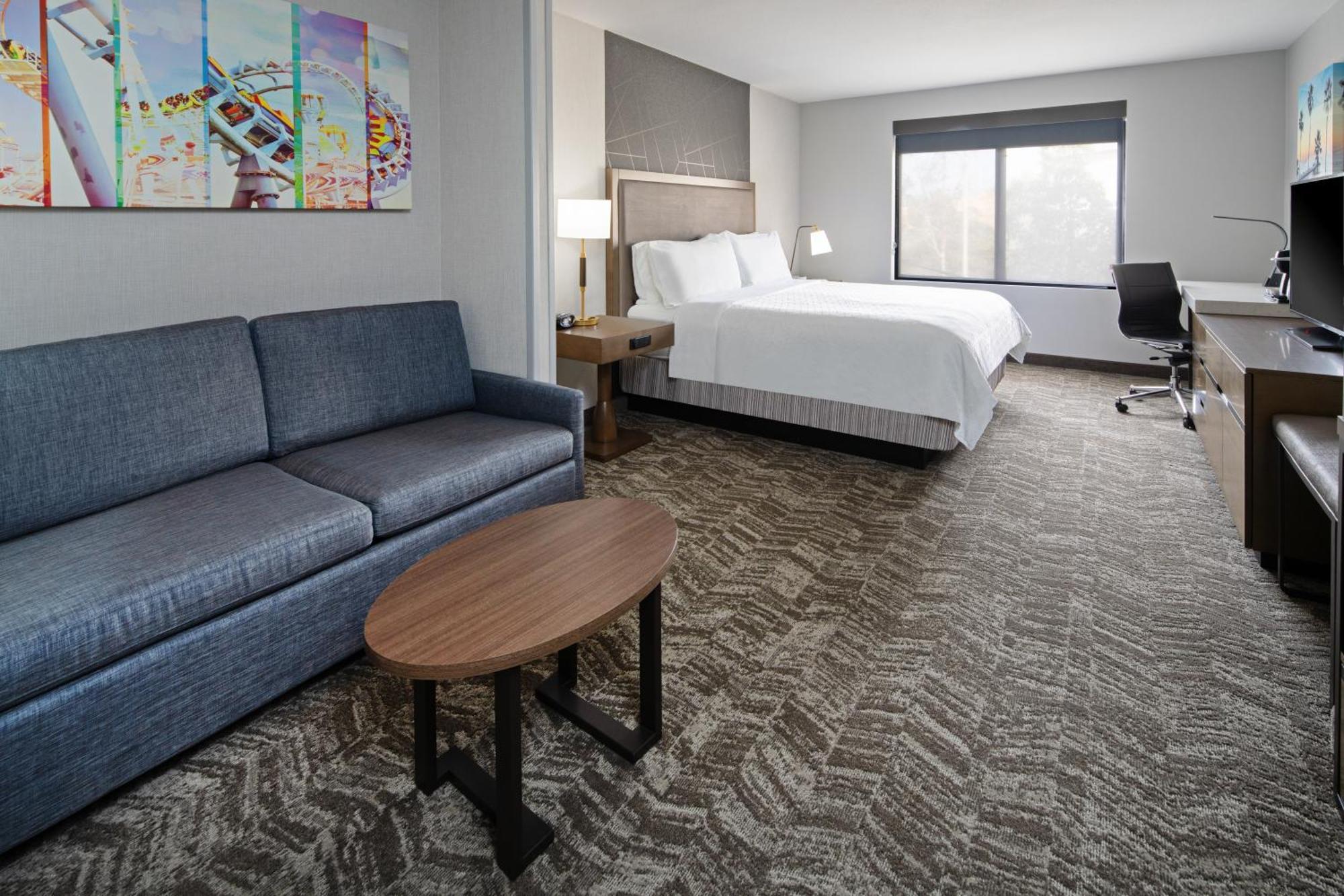 King Suite Sofa Bed,1622879504:JPEG