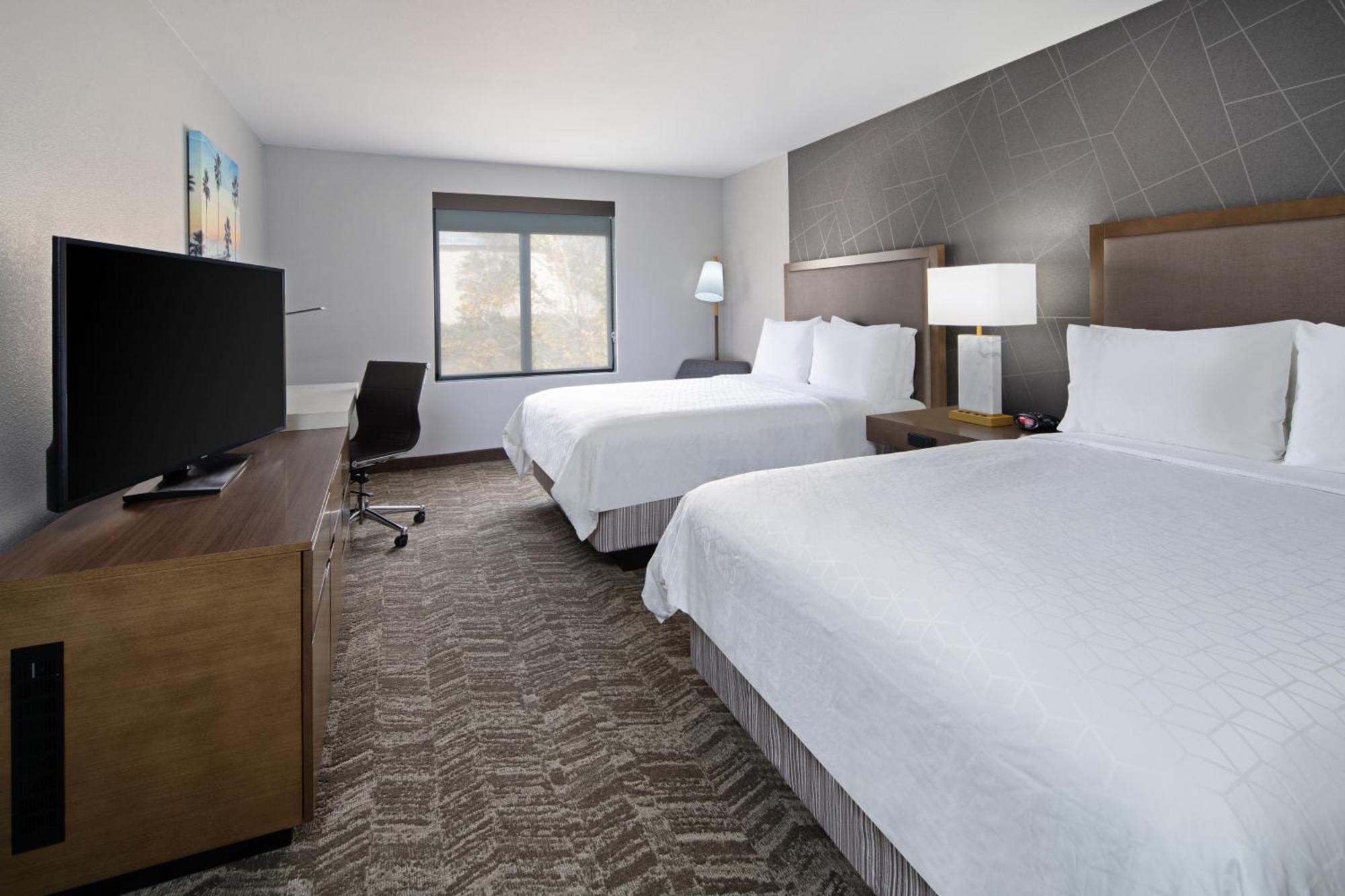 Queen Room Two Queen Beds