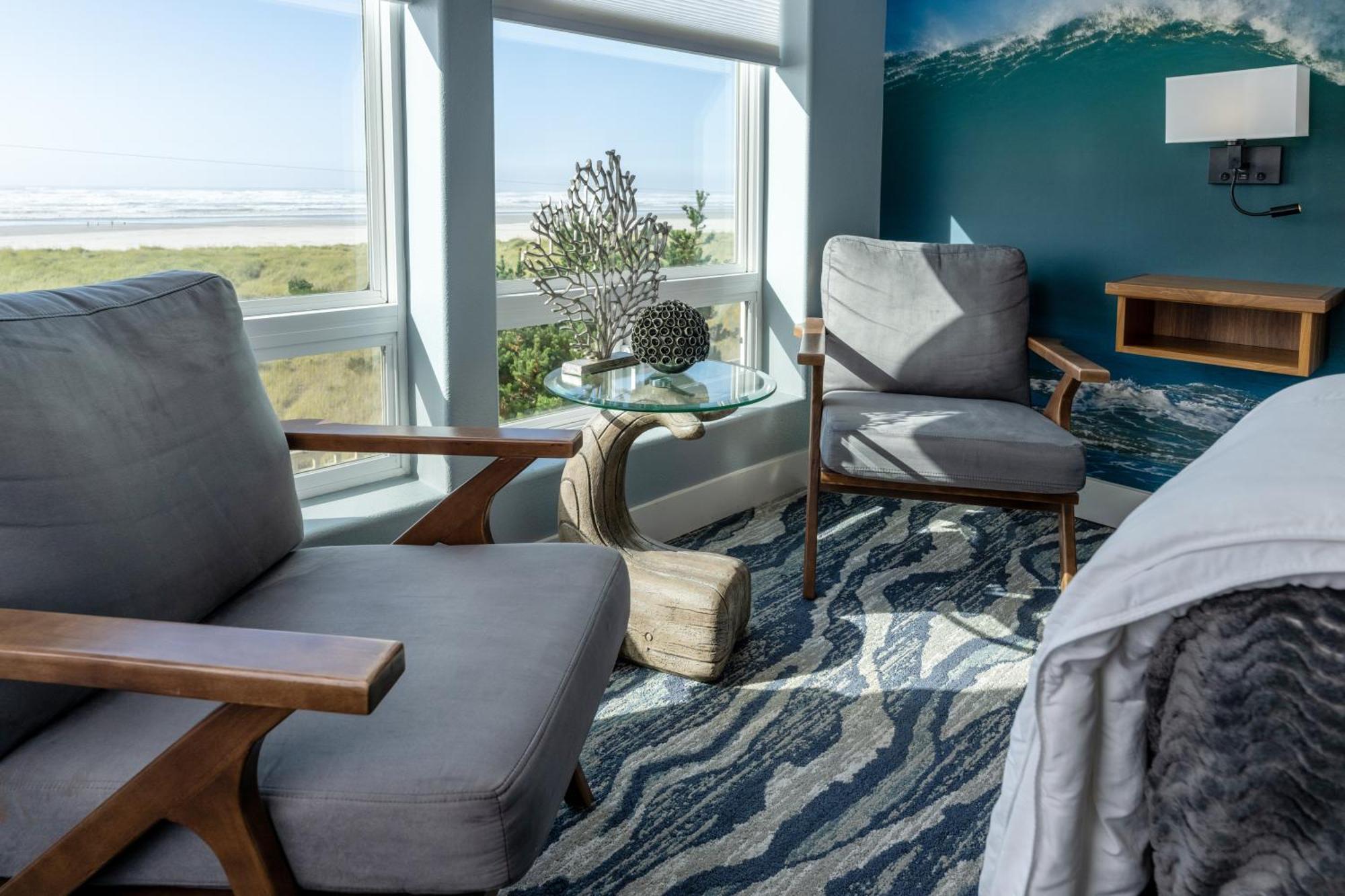 Queen Room Ocean View non pet friendly,1624773202:JPEG