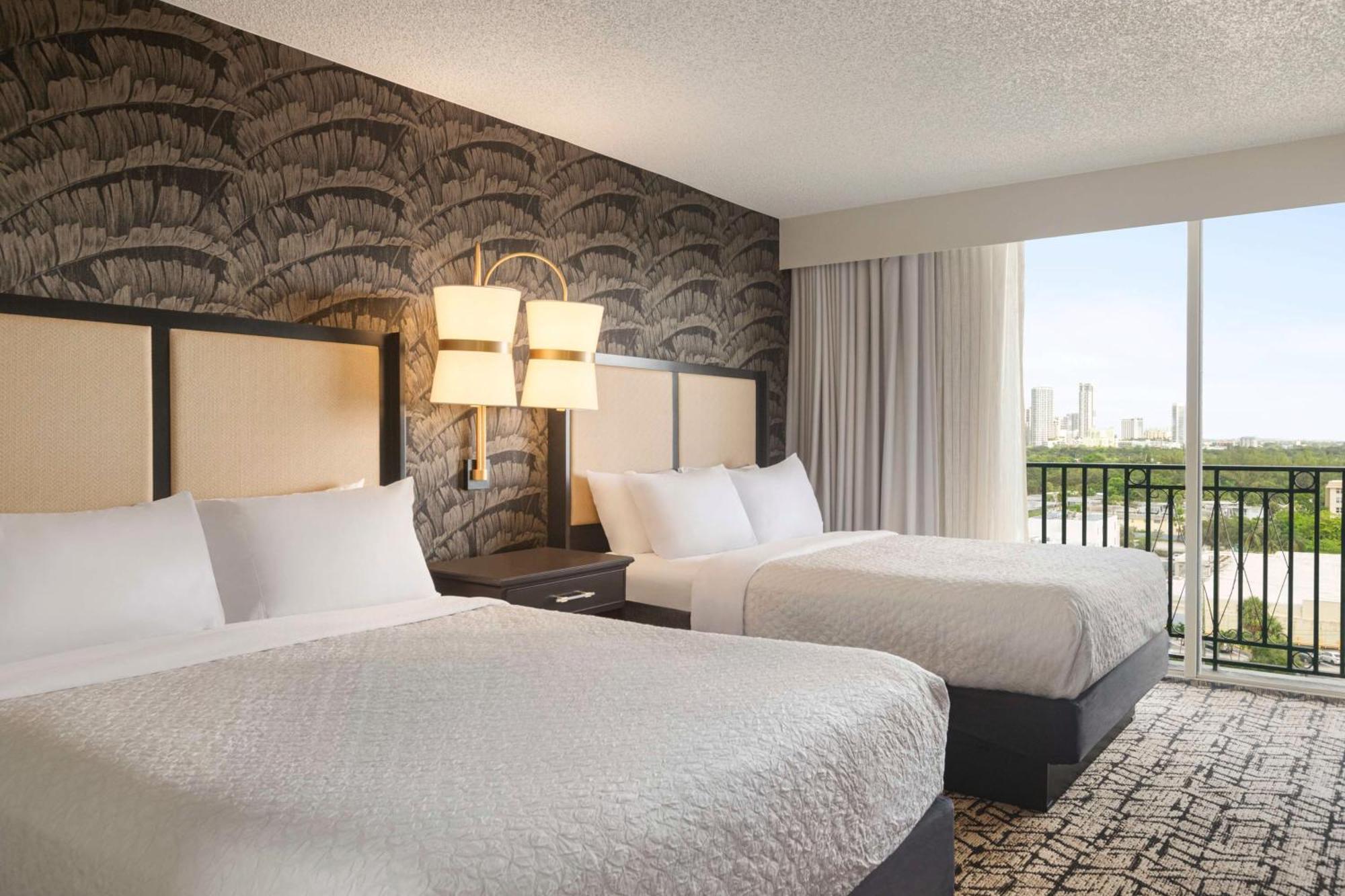 Queen Suite Two Queen Beds