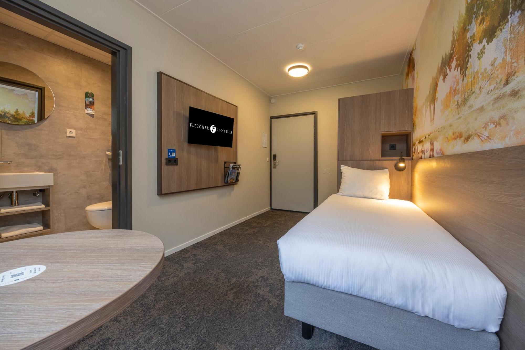 Single Room,1630861804:JPEG