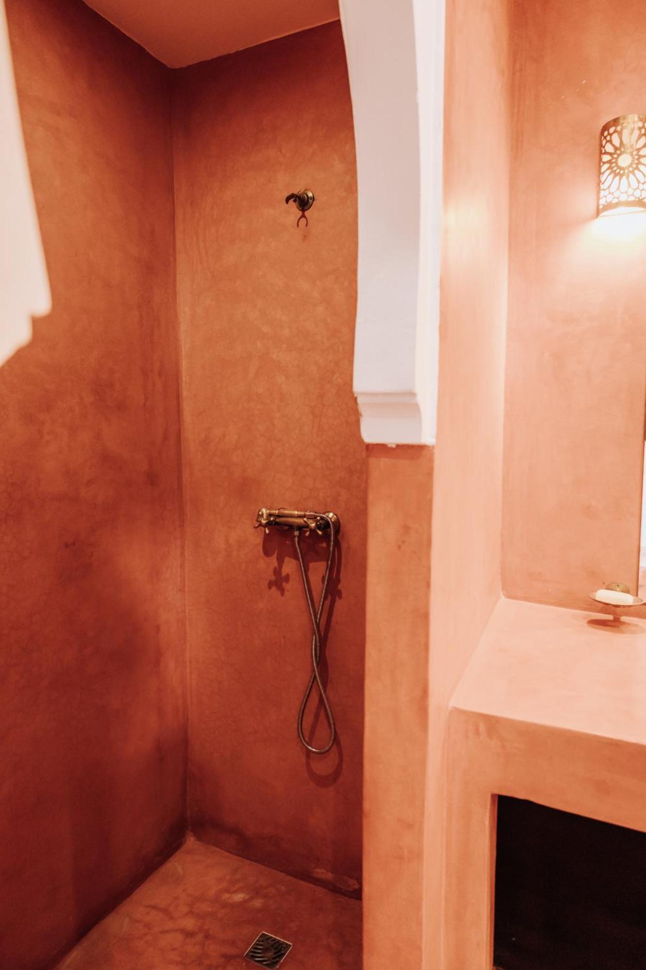 Deluxe Room,1648981071:JPEG