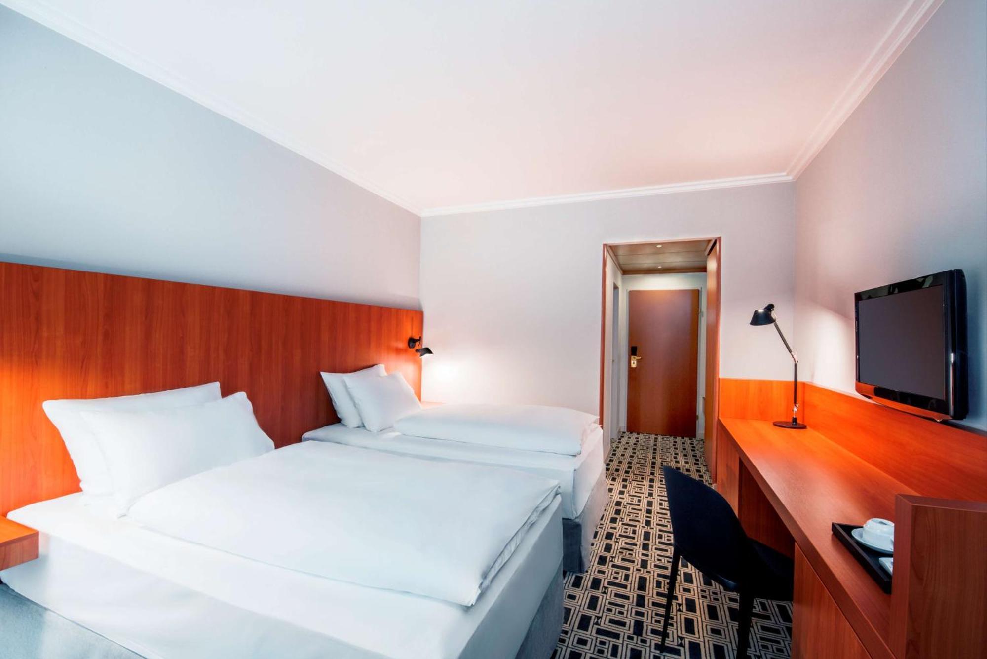 Standard Double or Twin Room with Extra bed (2 Adults + 1 Child),1635080204:JPEG