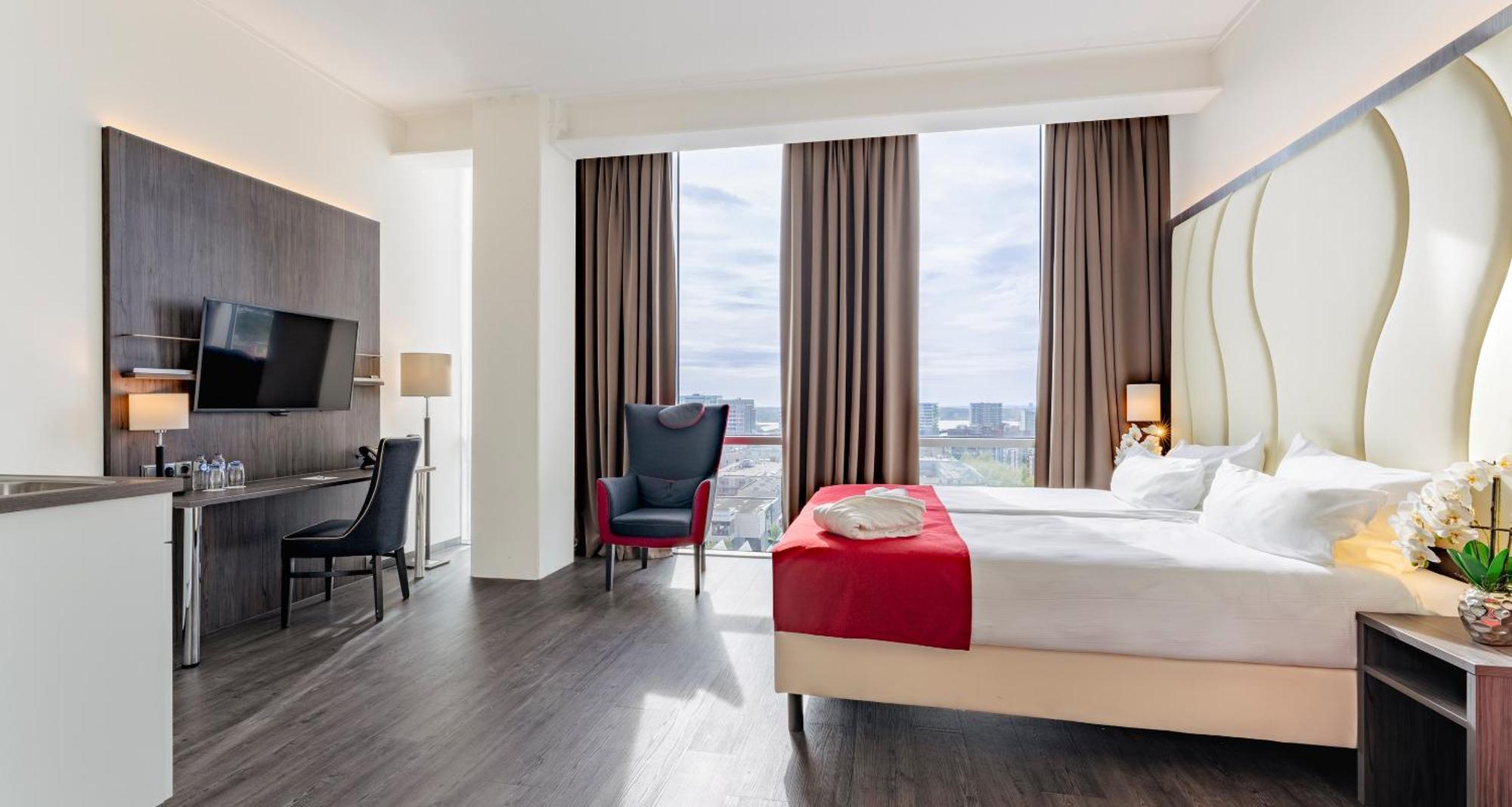 Superior Twin Room with Kitchenette,1638517100:JPEG