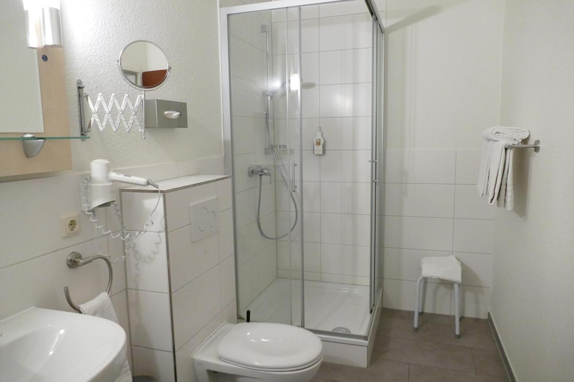 Single Room,1639555224:JPEG