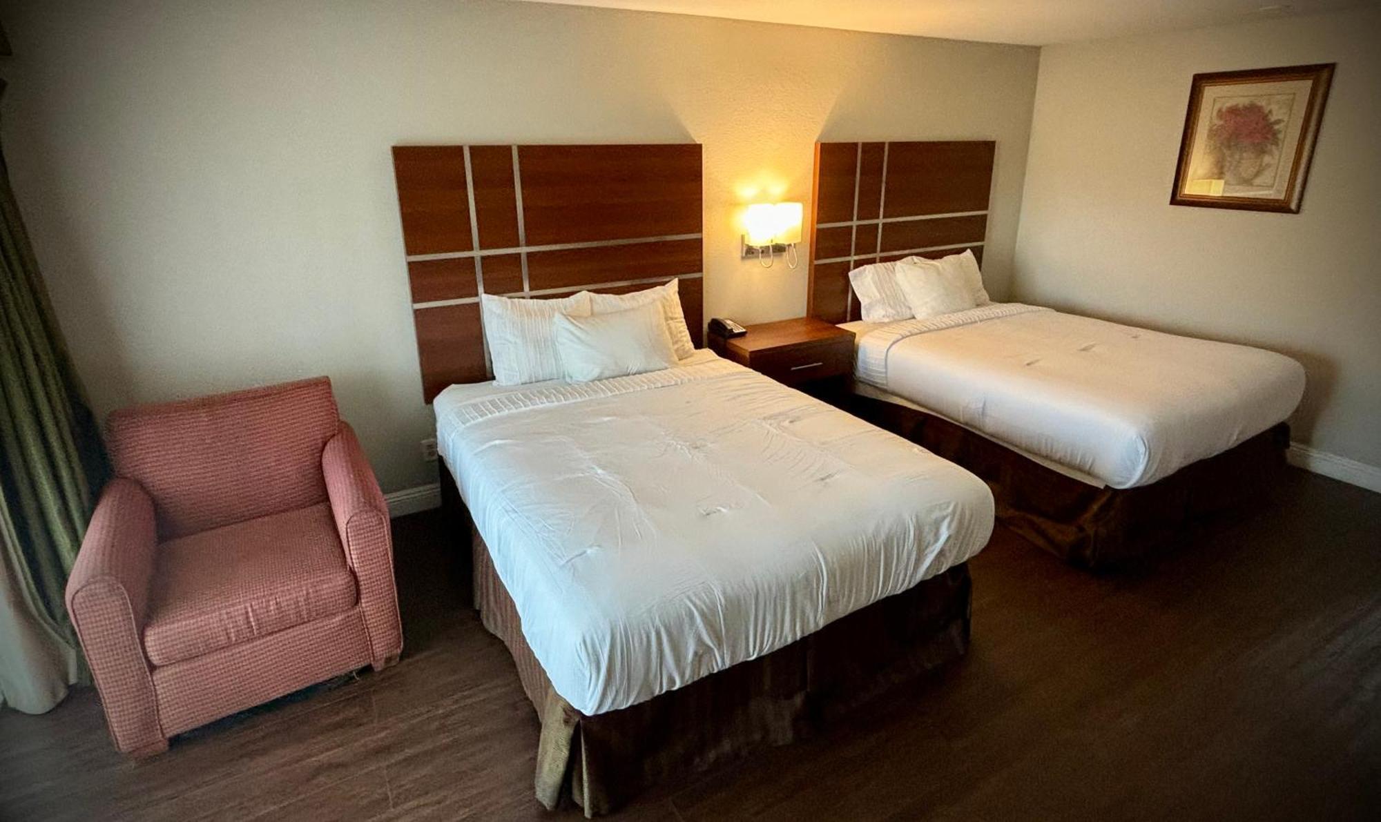 Standard Double Room Two Double Beds