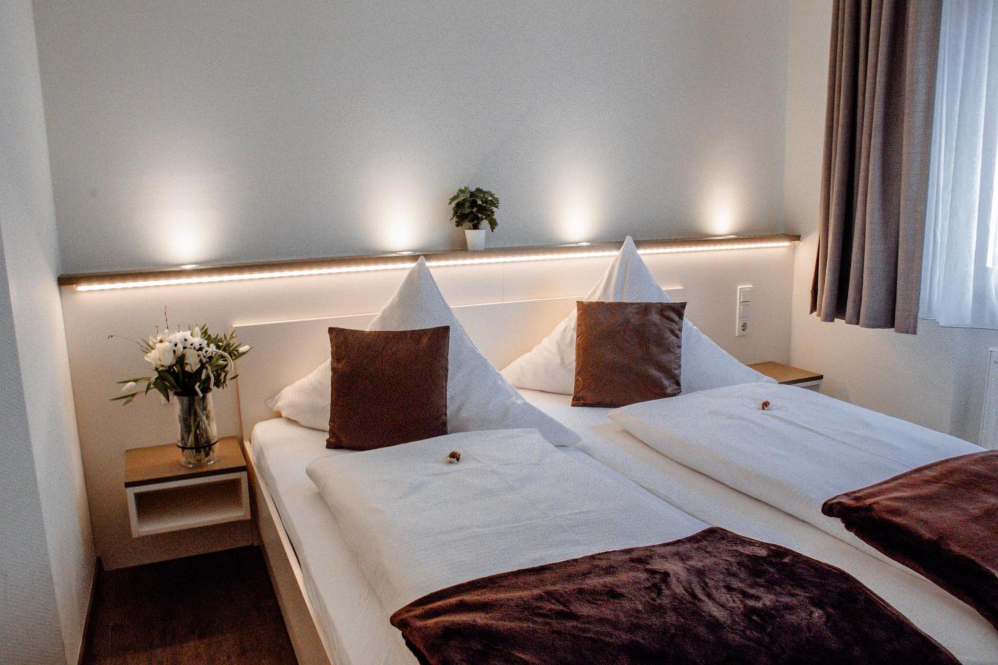 Double Room,1643753662:JPEG