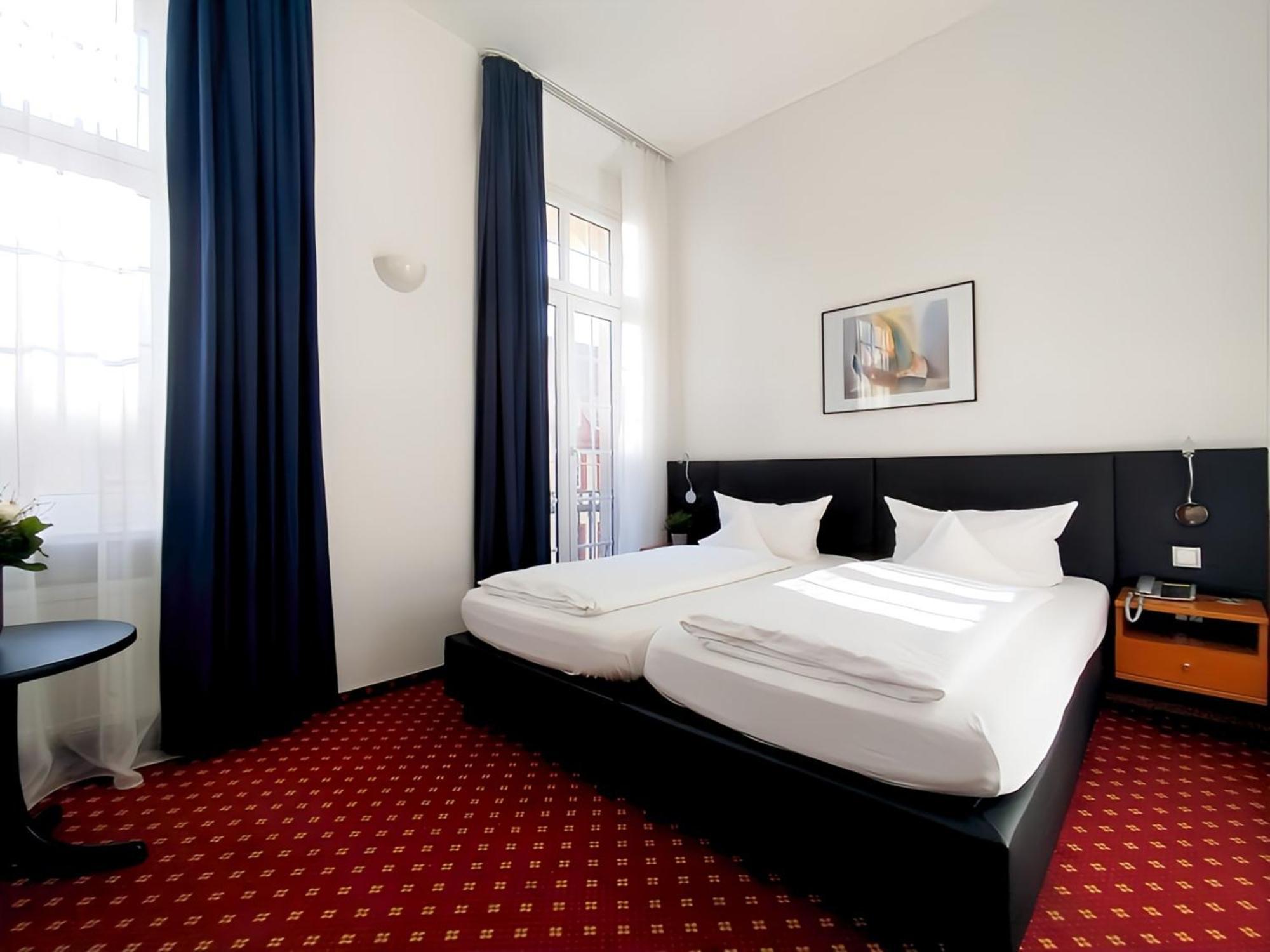 Basic Double Room,1646892759:JPEG