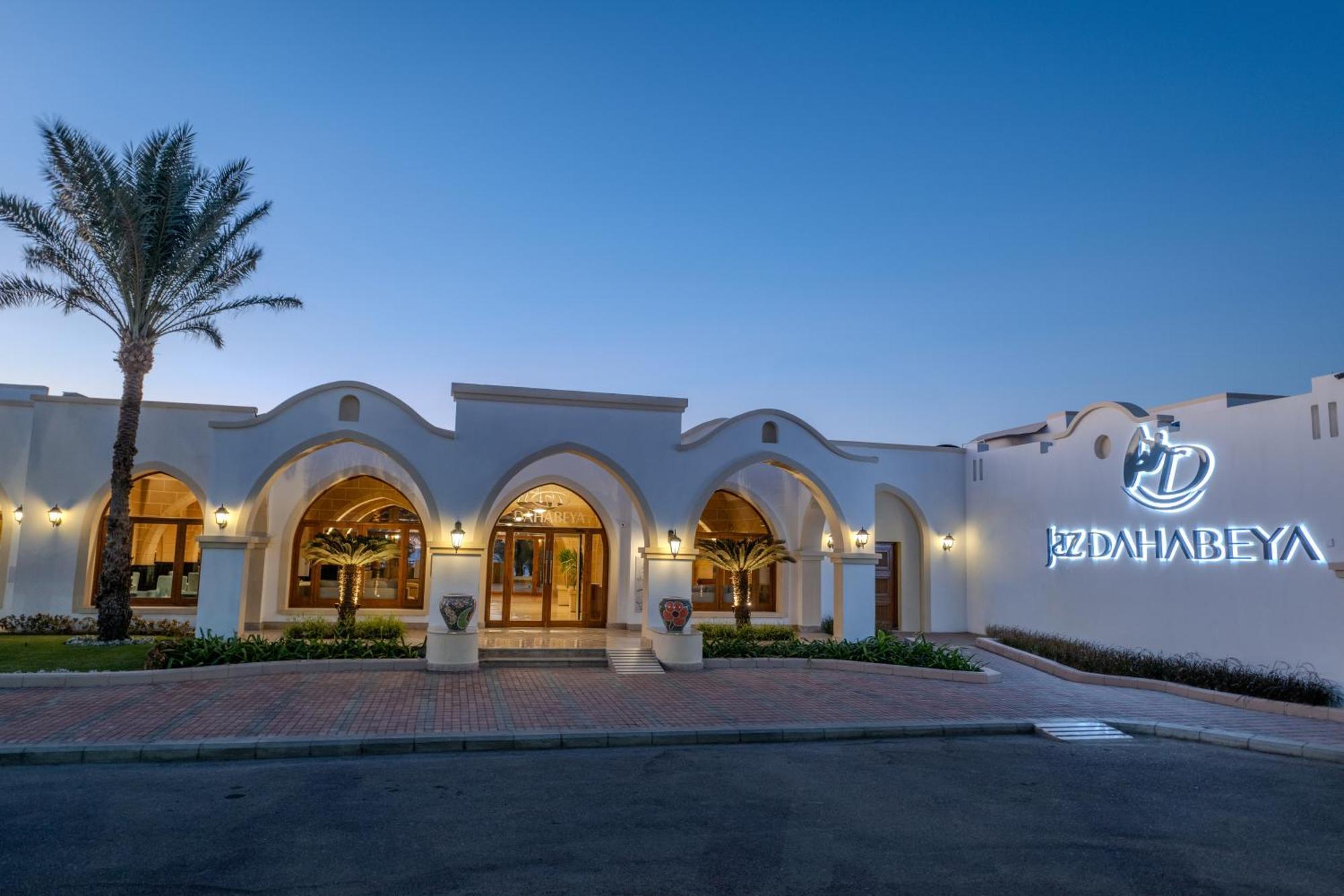 Superior, Queen or Twin Bed, Garden View,1647716901:JPEG