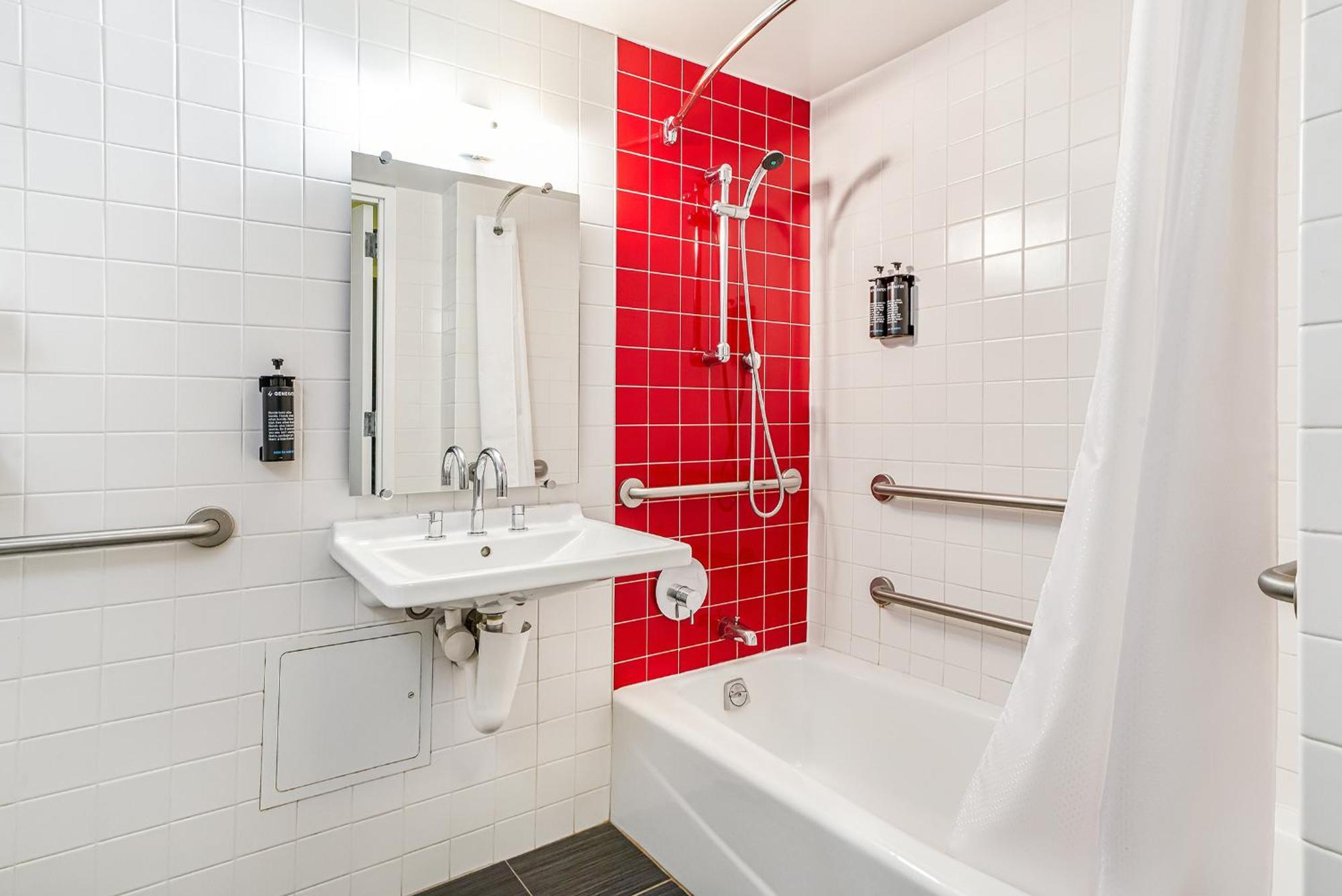 Standard Room - Disability Access