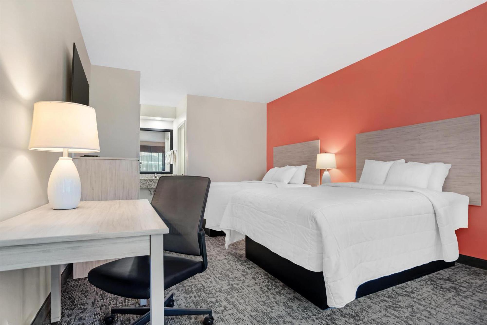Queen Room Two Queen Beds Mobility Accessible Roll Shower