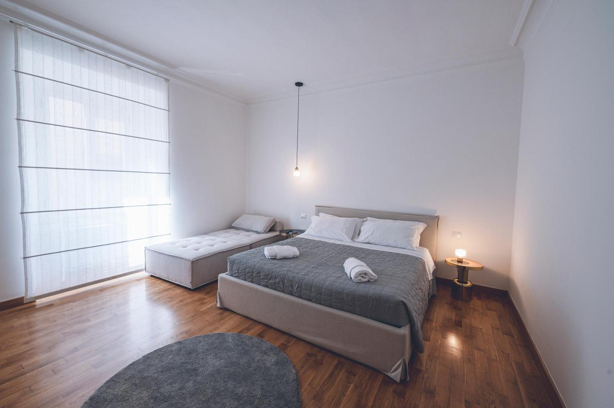 Deluxe Room,1667845055:JPEG