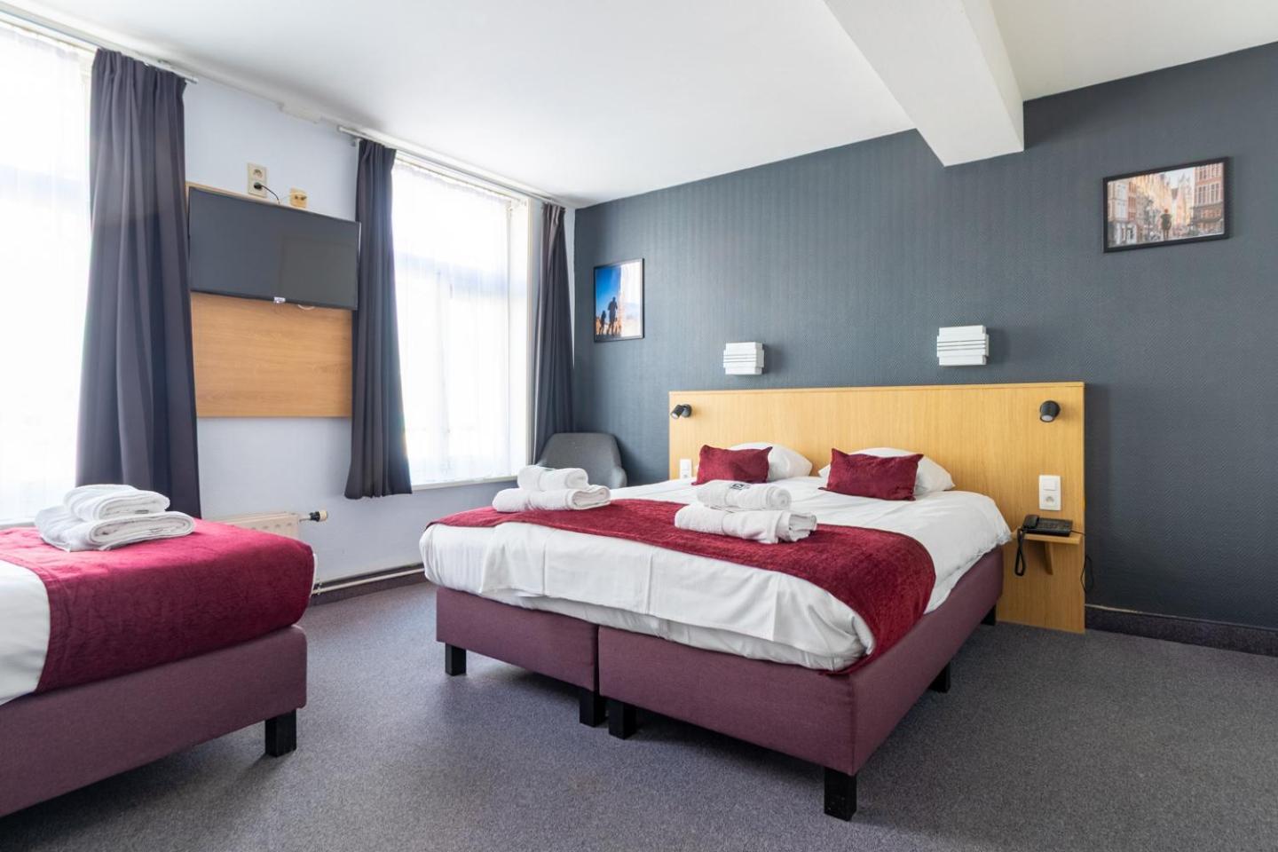 Triple Room,1669813621:JPEG