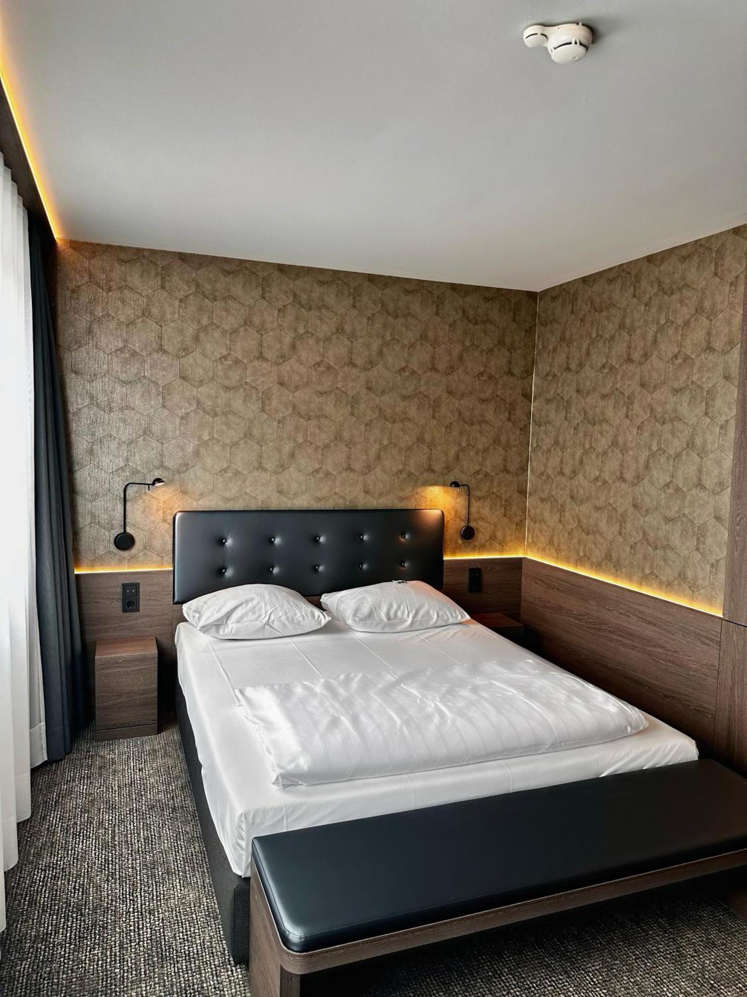 Comfort Single Room