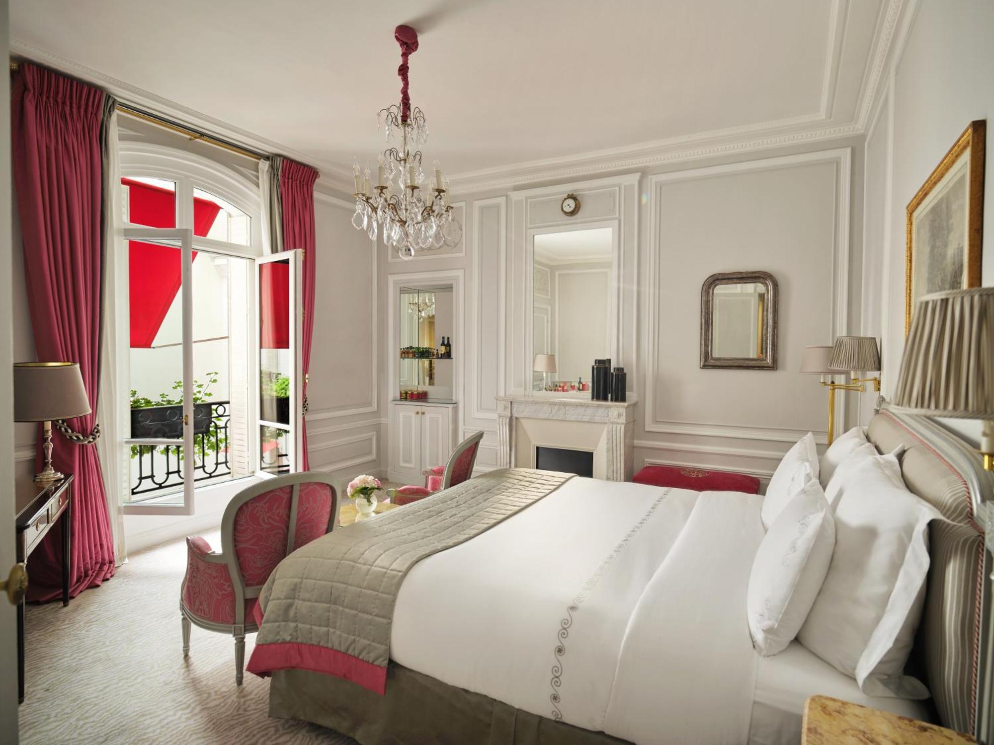 Superior Room,1674715044:JPEG