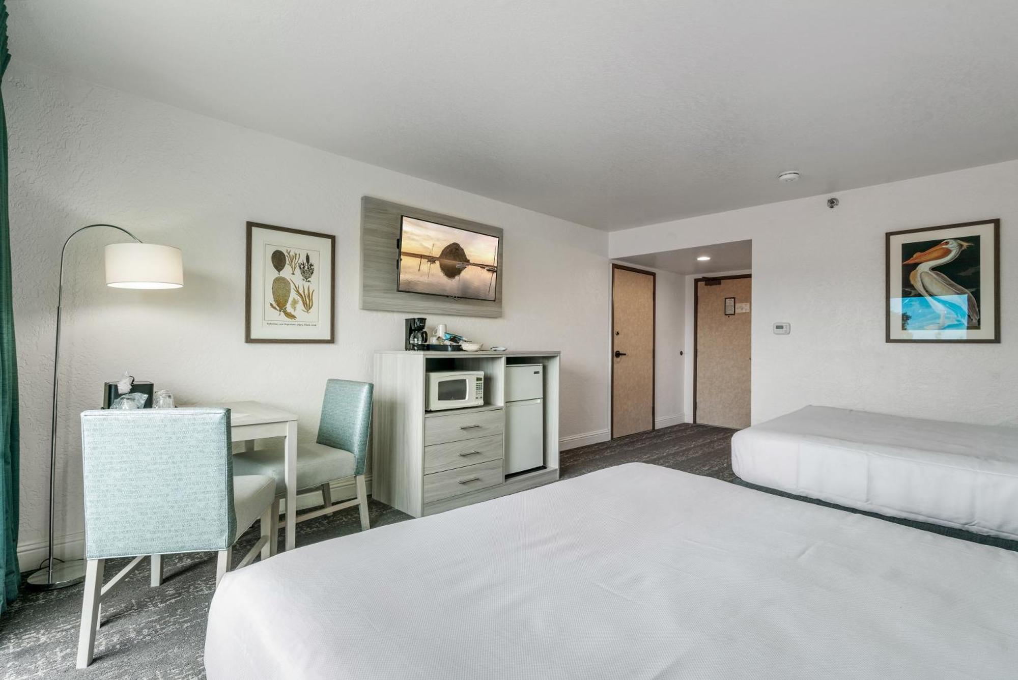 Deluxe Queen Room with Two Queen Beds