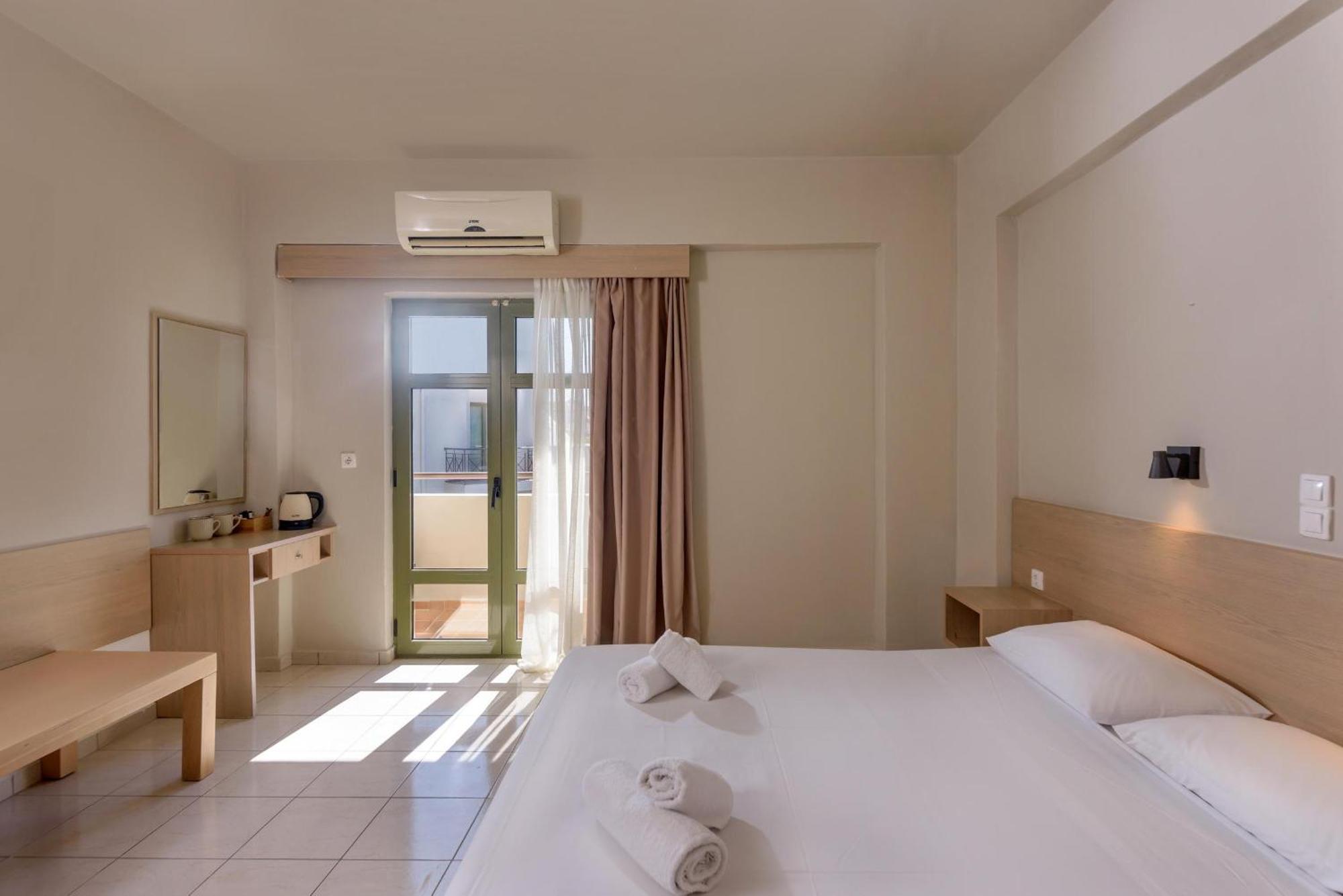 Standard Double Room,1683851707:JPEG