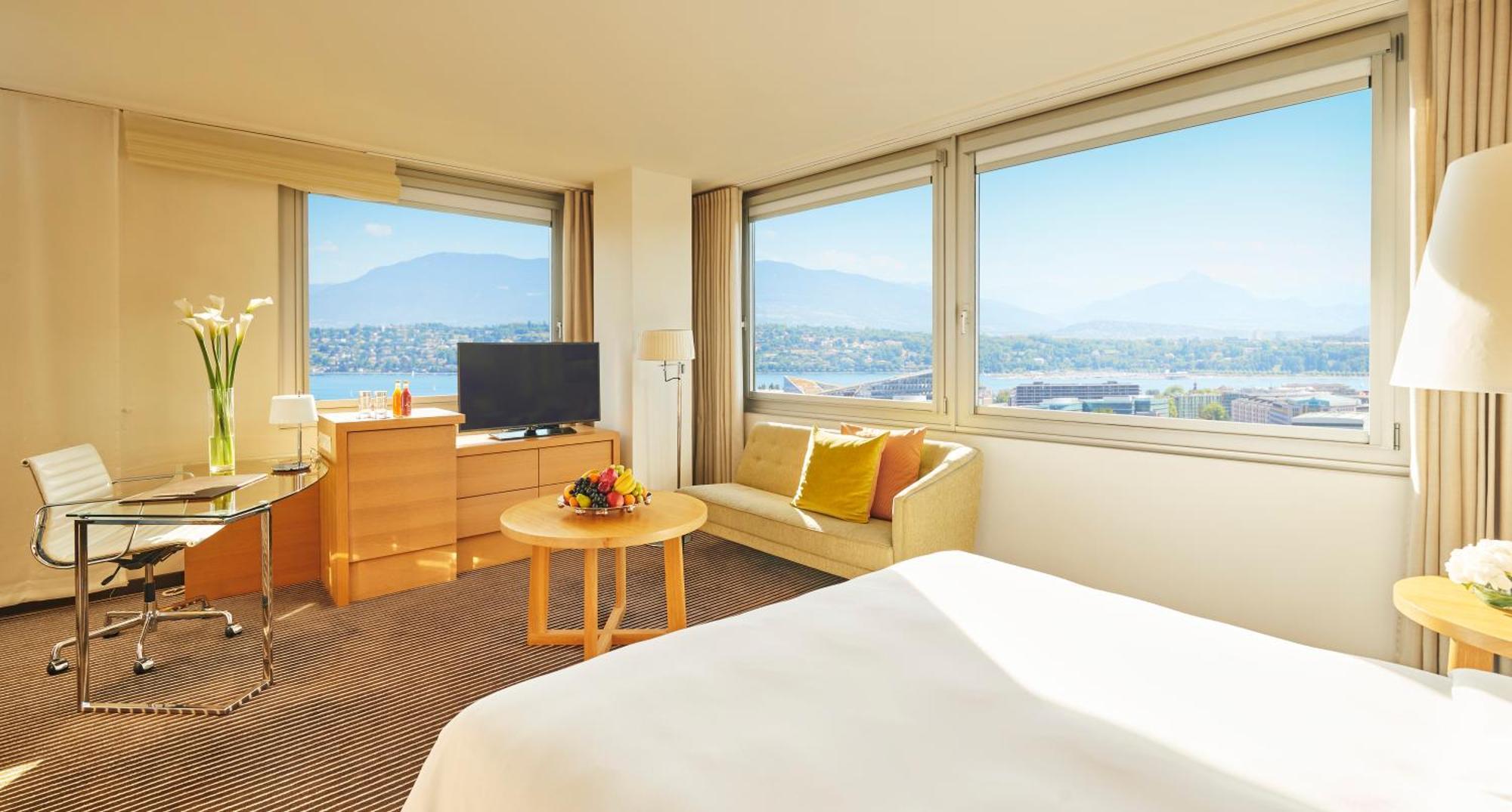 Junior Suite with Lake View,1765173860:JPEG