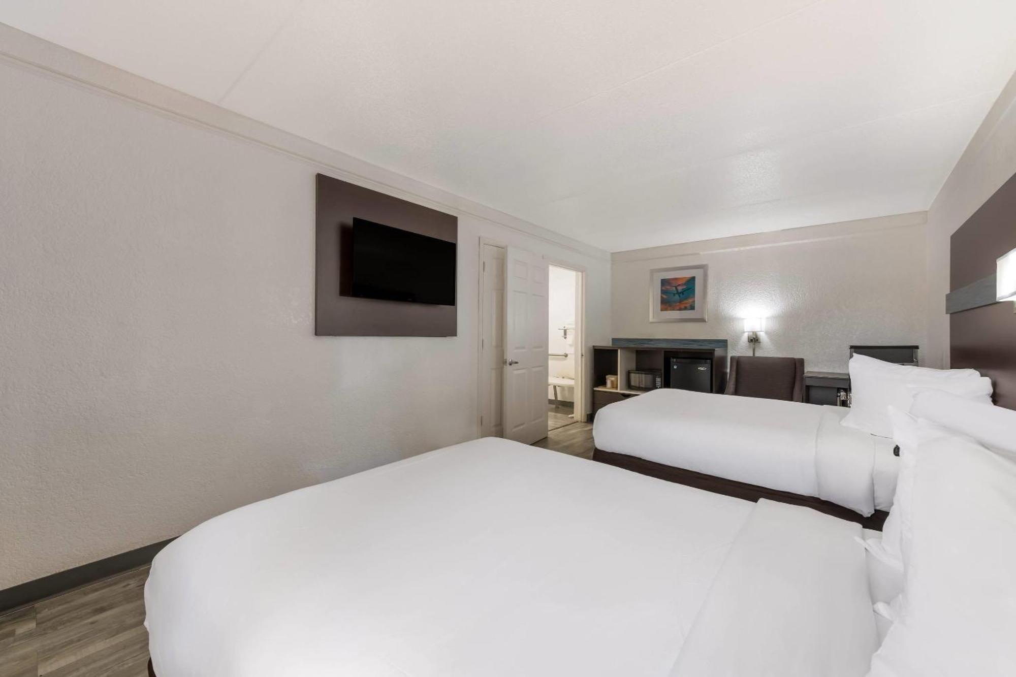 Double Room Two Double Beds Accessible or Non-Smoking