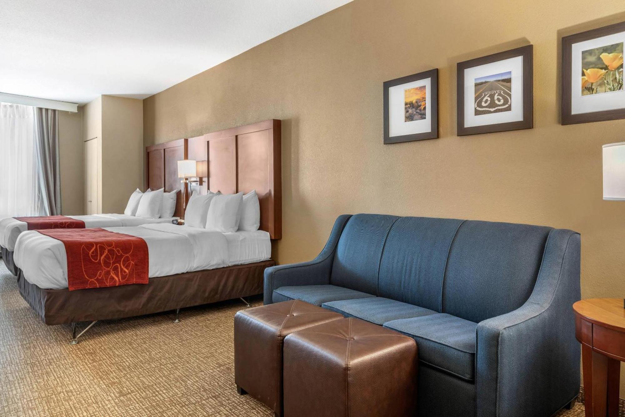 Queen Suite with Two Queen Beds,1758331429:JPEG